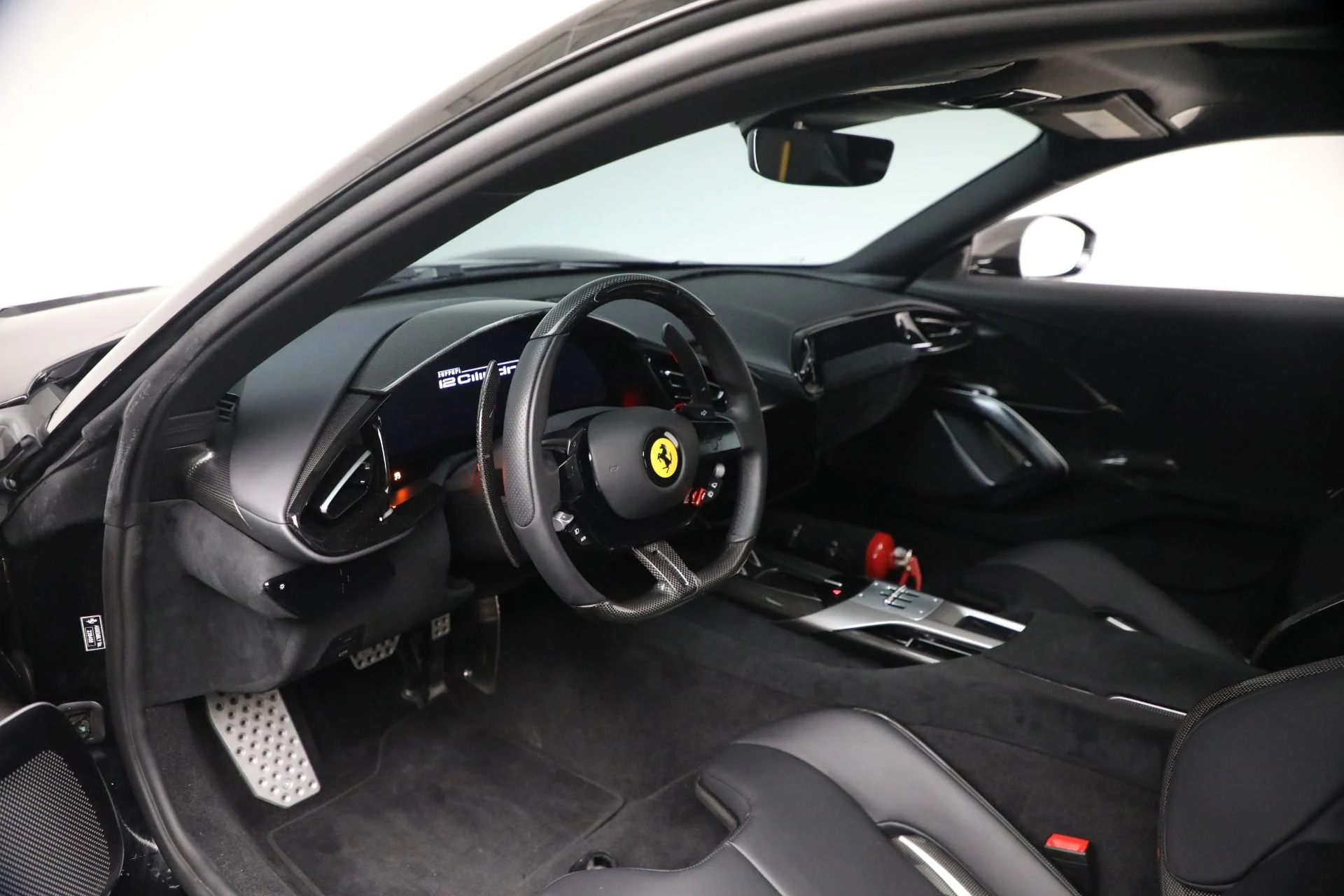 mph012_3939604651_Used_2025_Ferrari_12_Cilindri_1771948573_b7f0c59f05