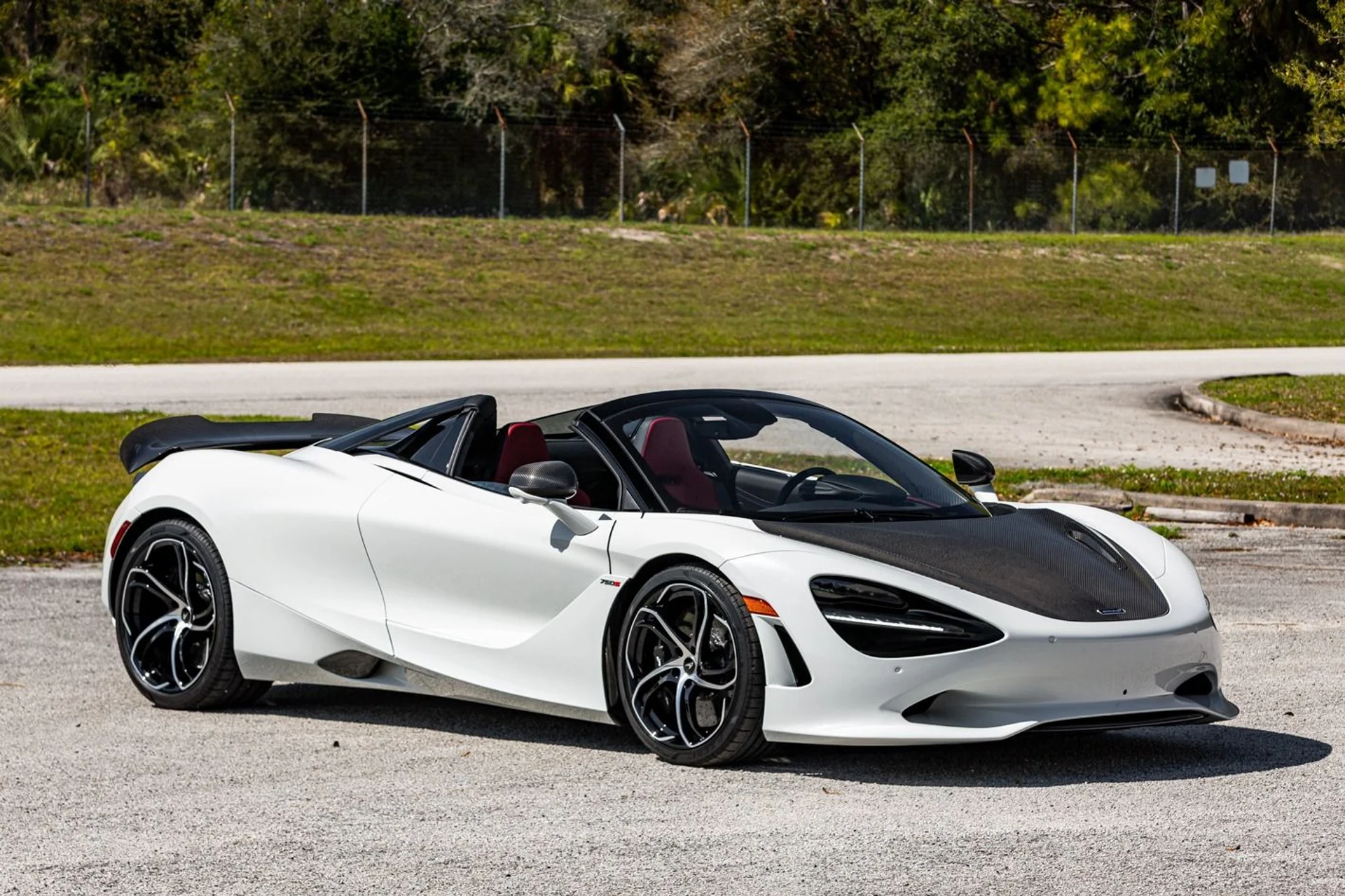 mph012_3941047877_Used_2024_Mc_Laren_750_S_Spider_789ec4e93f