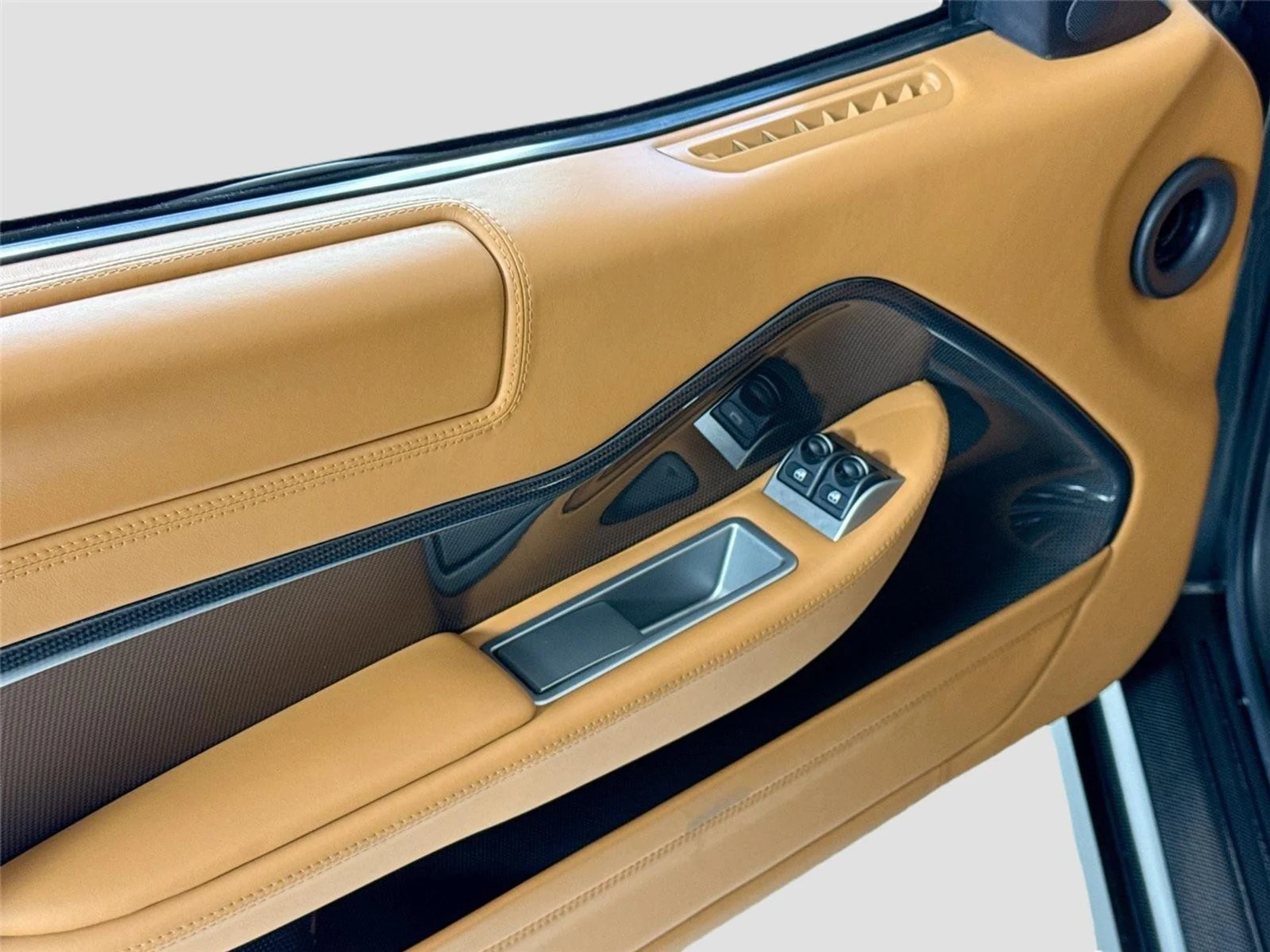 mph012_3947234702_b38f100b12313c40ab2dc41fa02aec92_7d5665afbe