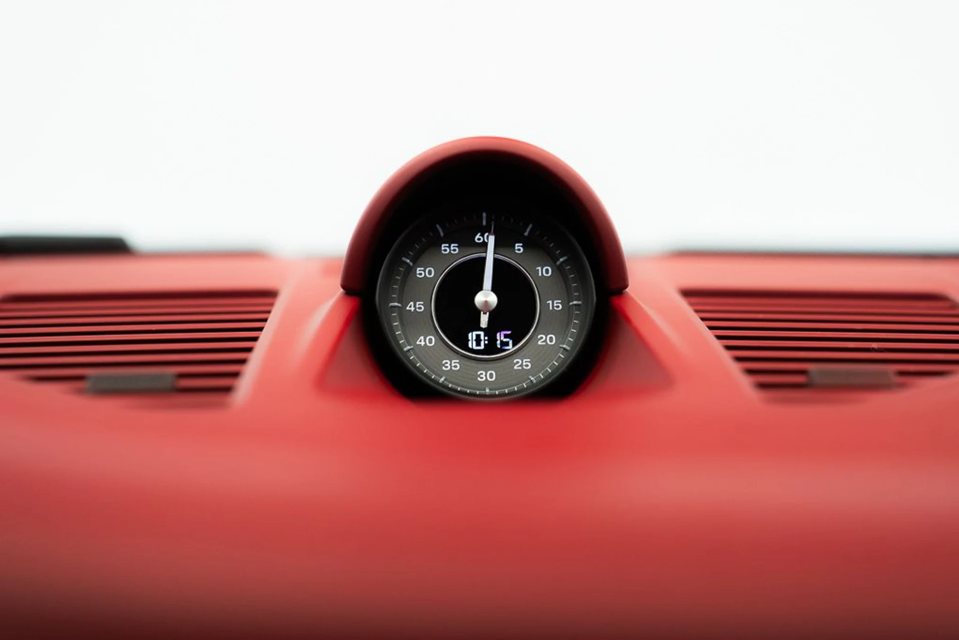 mph012_3949436962_porsche_911_2021_jpg_v_1776180195_e389c4ec41