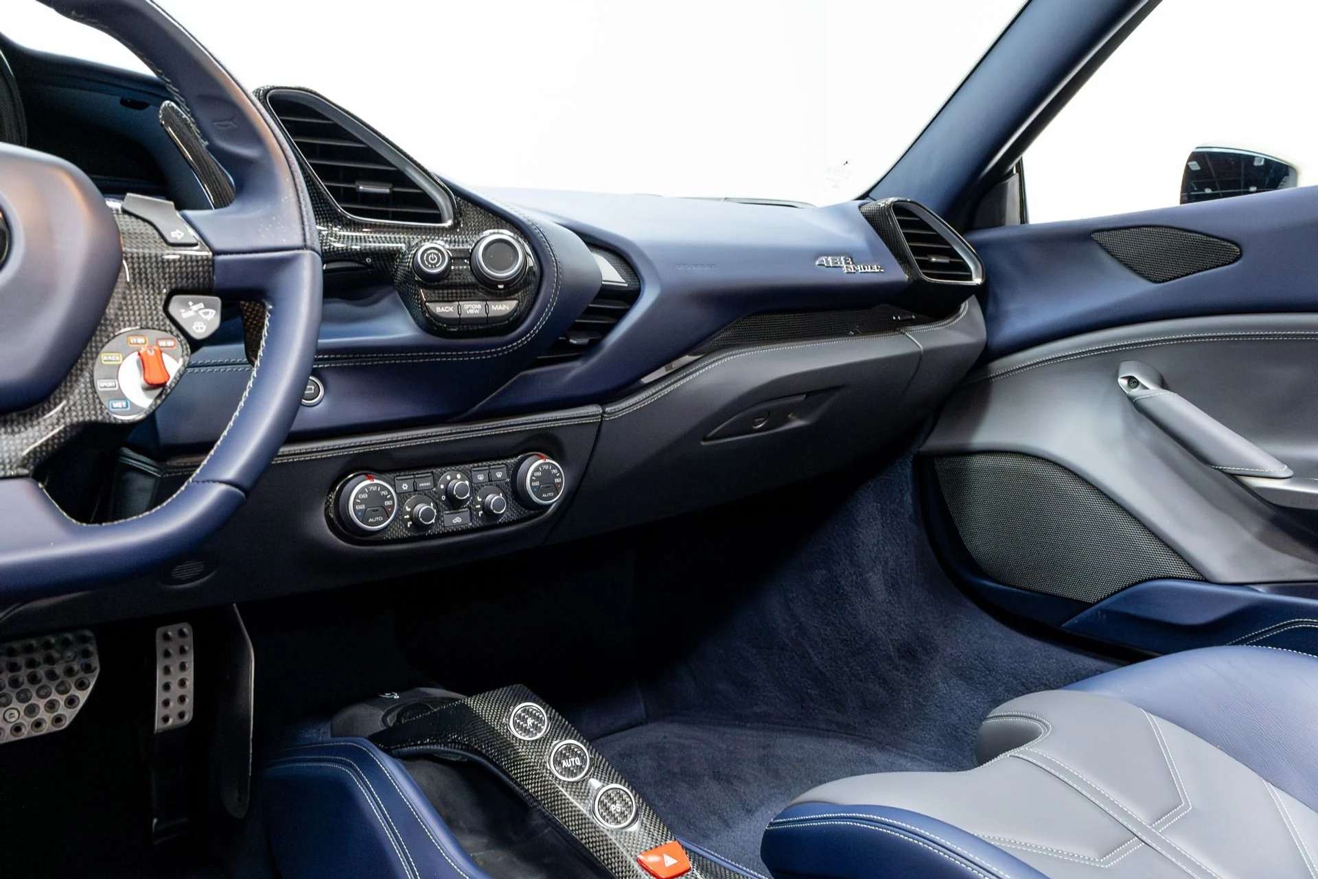 mph012_3950180113_Used_2018_Ferrari_488_Spider_1774434782_33d0787dfb