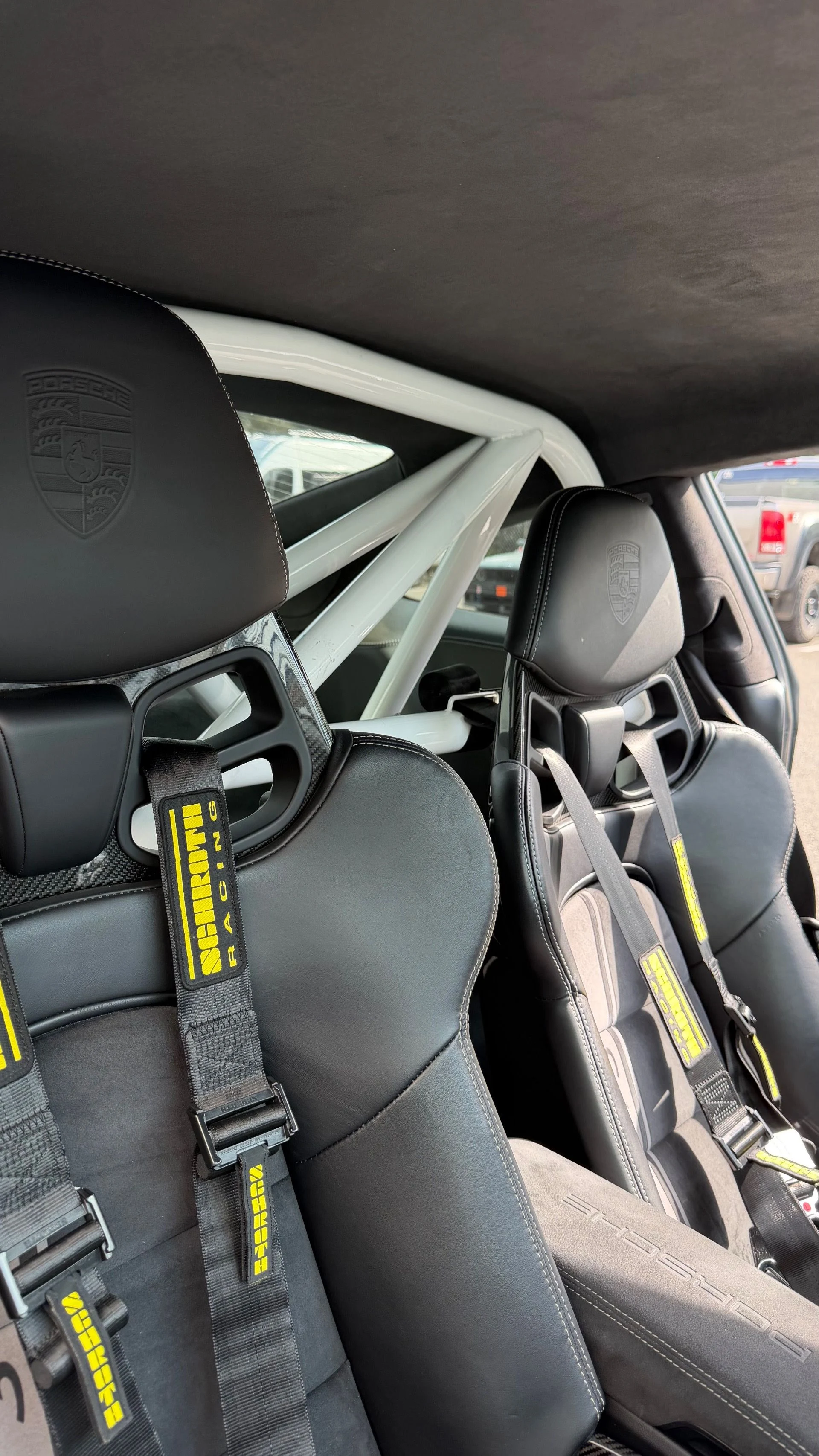 mph012_3977182558_Used_2018_Porsche_911_GT_3_1790801293_3c816a0ddc