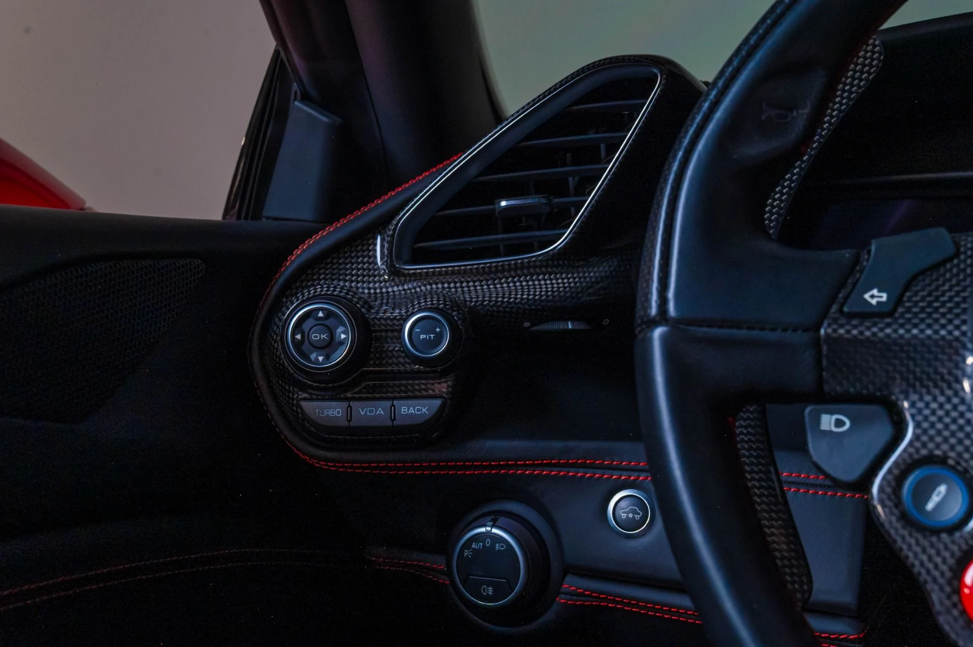 mph012_3983087646_Used_2018_Ferrari_488_GTB_1785189078_bc79970ce8