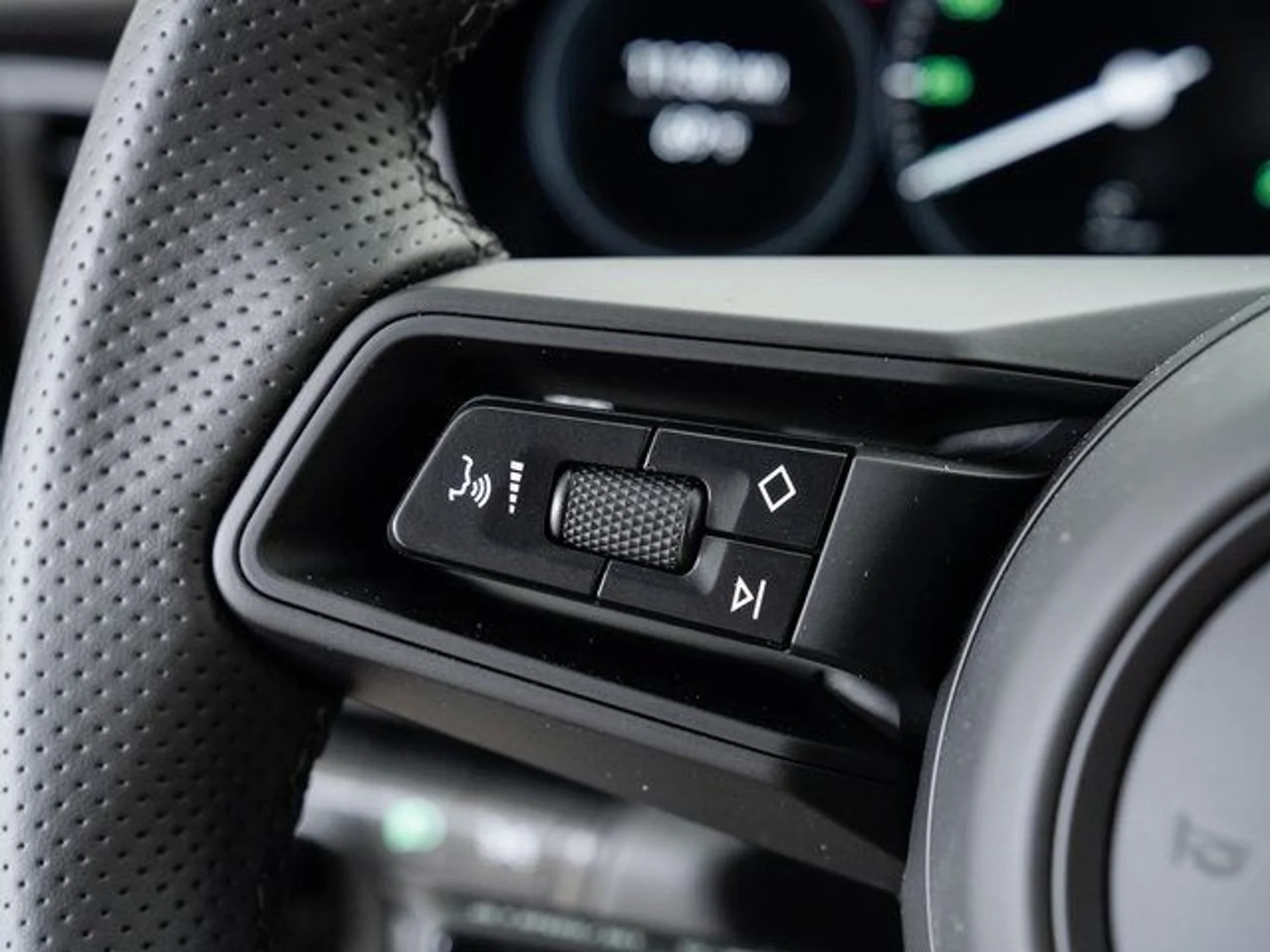 mph012_3986332774_fbda79a0765952287959a7cda0f22645_5c5c568e68