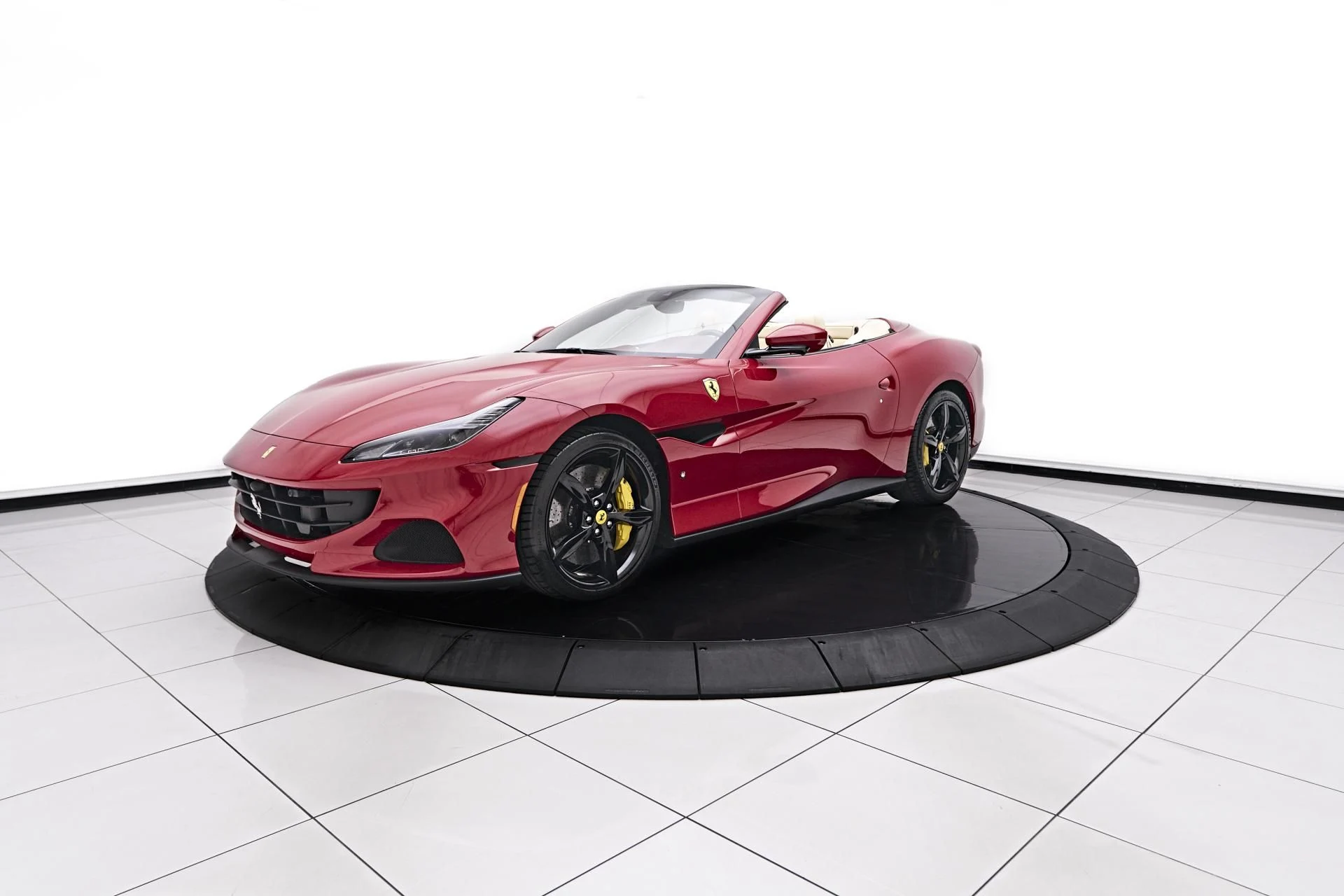 mph012_3995487303_Used_2022_Ferrari_Portofino_Base_1752263914_4328cec61e