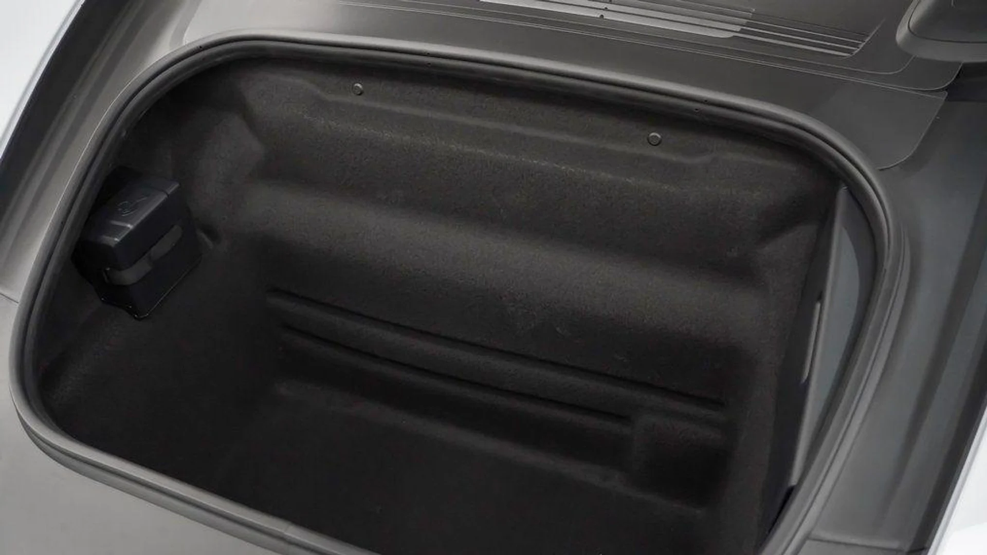 mph012_4001367385_m6m_Hg_VW_Rdva_O_Lch_Of_Kew0_M_Julu4_c72514022d