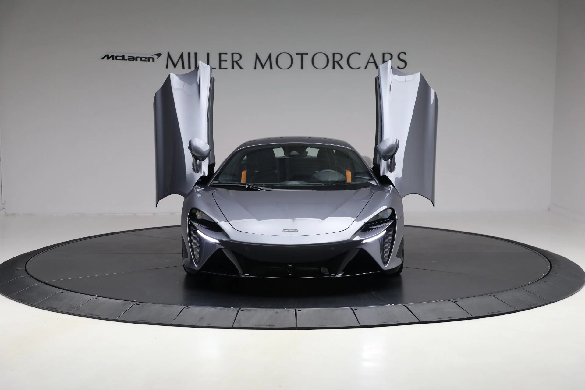 mph012_4004492059_New_2025_Mc_Laren_Artura_Vision_9397a509fd