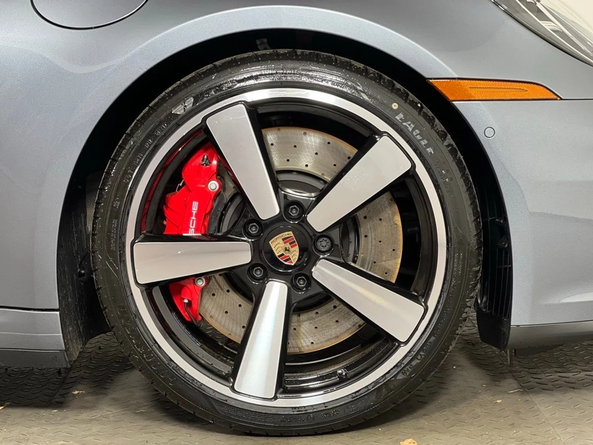 mph012_4004929958_d24fe1a0b3234aca2610bc5ad7f3ad4c_5500165609