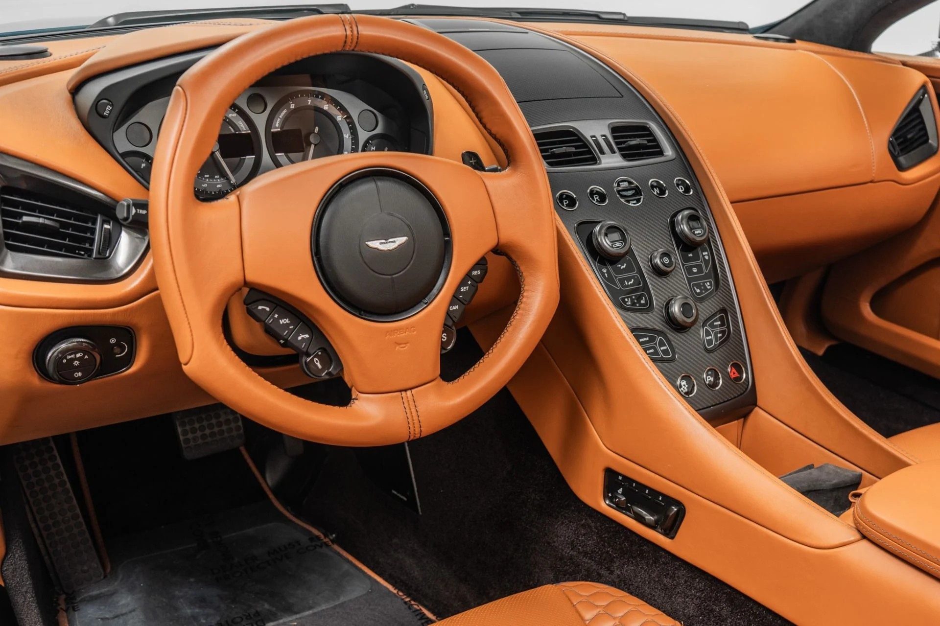 mph012_4010445882_Used_2016_Aston_Martin_Vanquish_Volante_Low_Miles_Amazing_Color_Combination_1785262307_e75848d70c