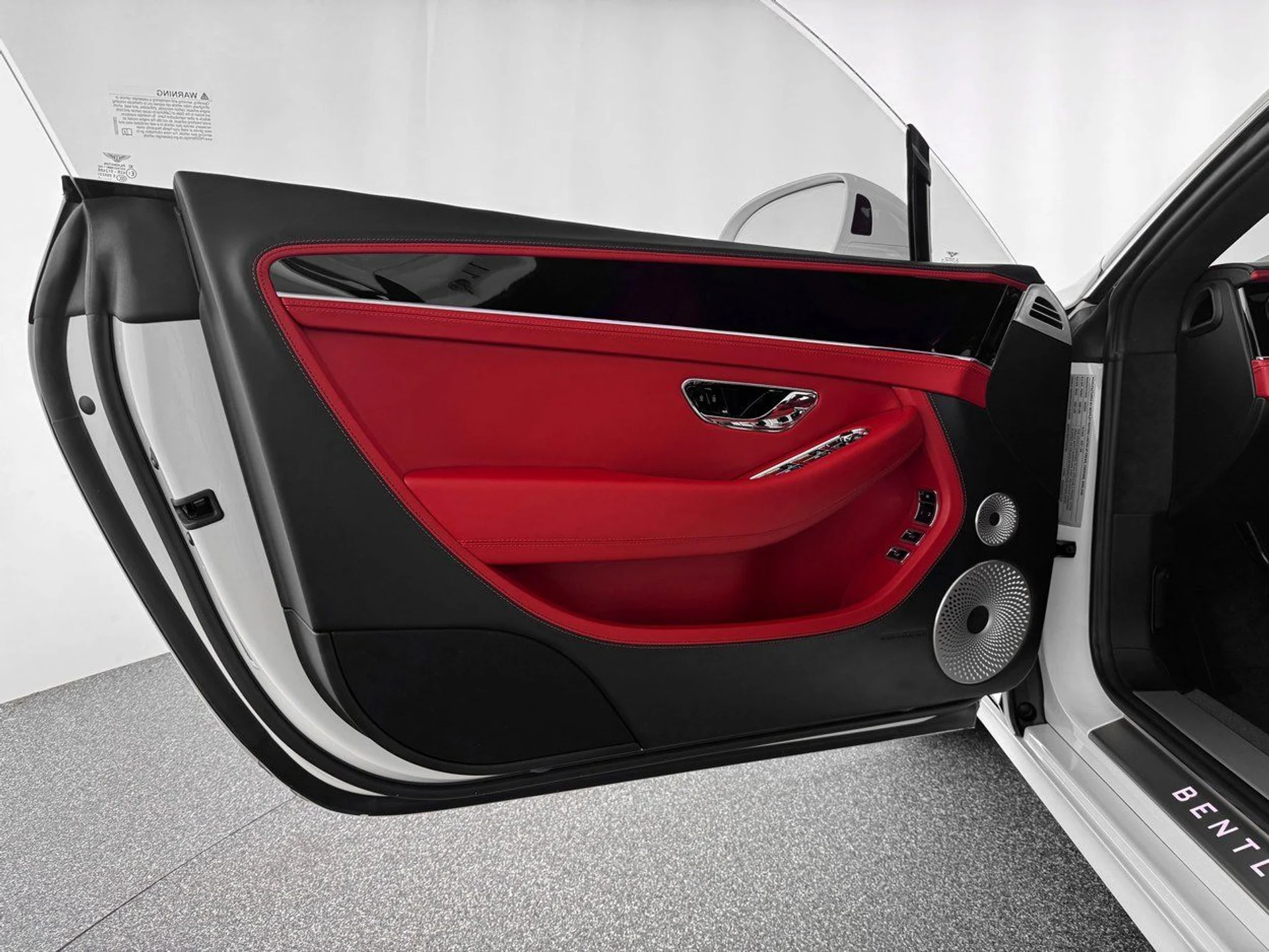 mph012_4019767133_951f3eb7a5a7e397a3ca33c8ed5eac29x_95131e338f