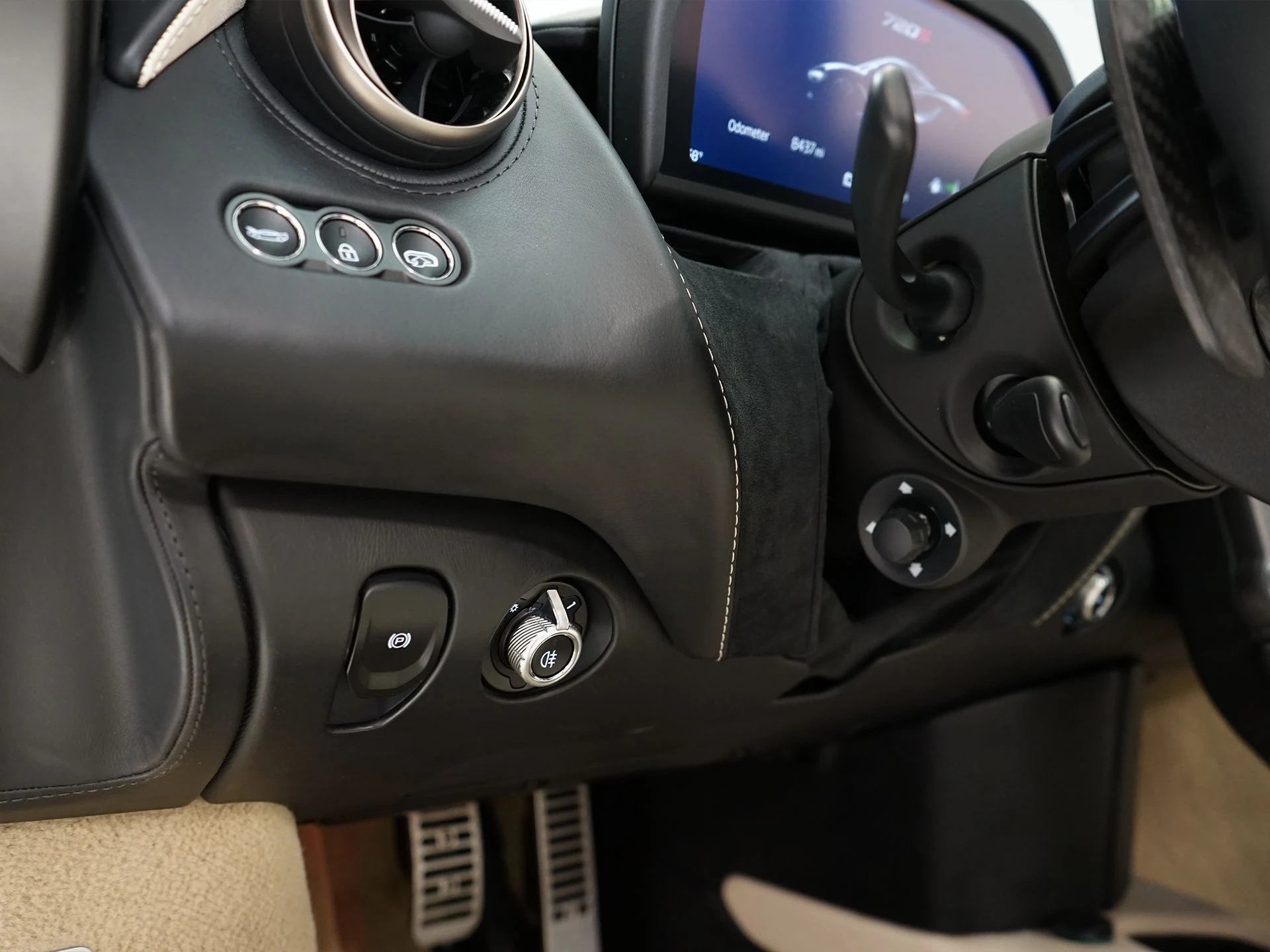 mph012_4020540388_a4f041e46fb0c1a8836b3e448d46ebbcx_08f054055b