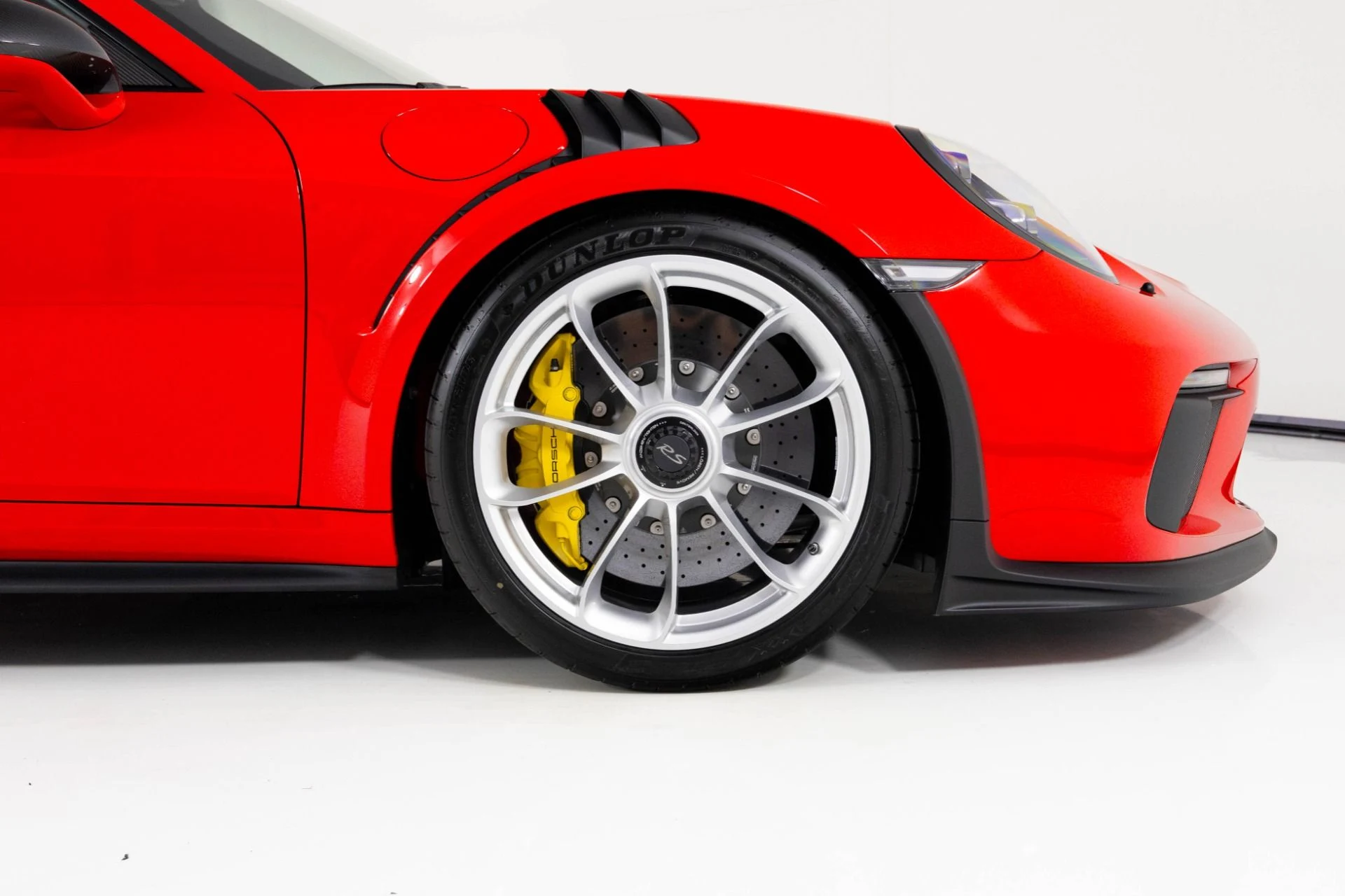 mph012_4038079205_Used_2019_Porsche_911_GT_3_RS_1762190393_42d3030693