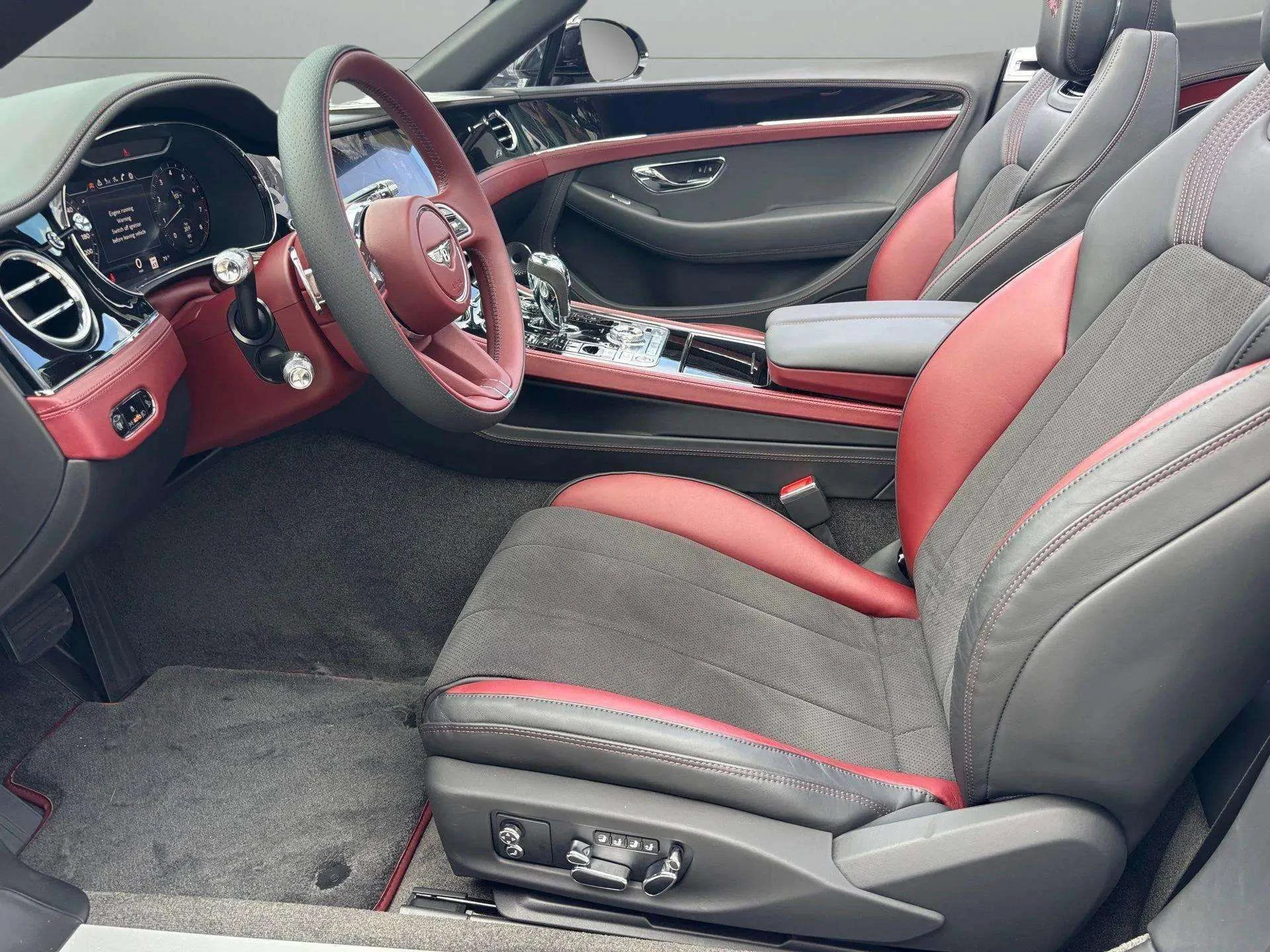 mph012_4042345708_fa7dd851582e4e7e8aa4bf8aaea884da_e0b4ce02ed