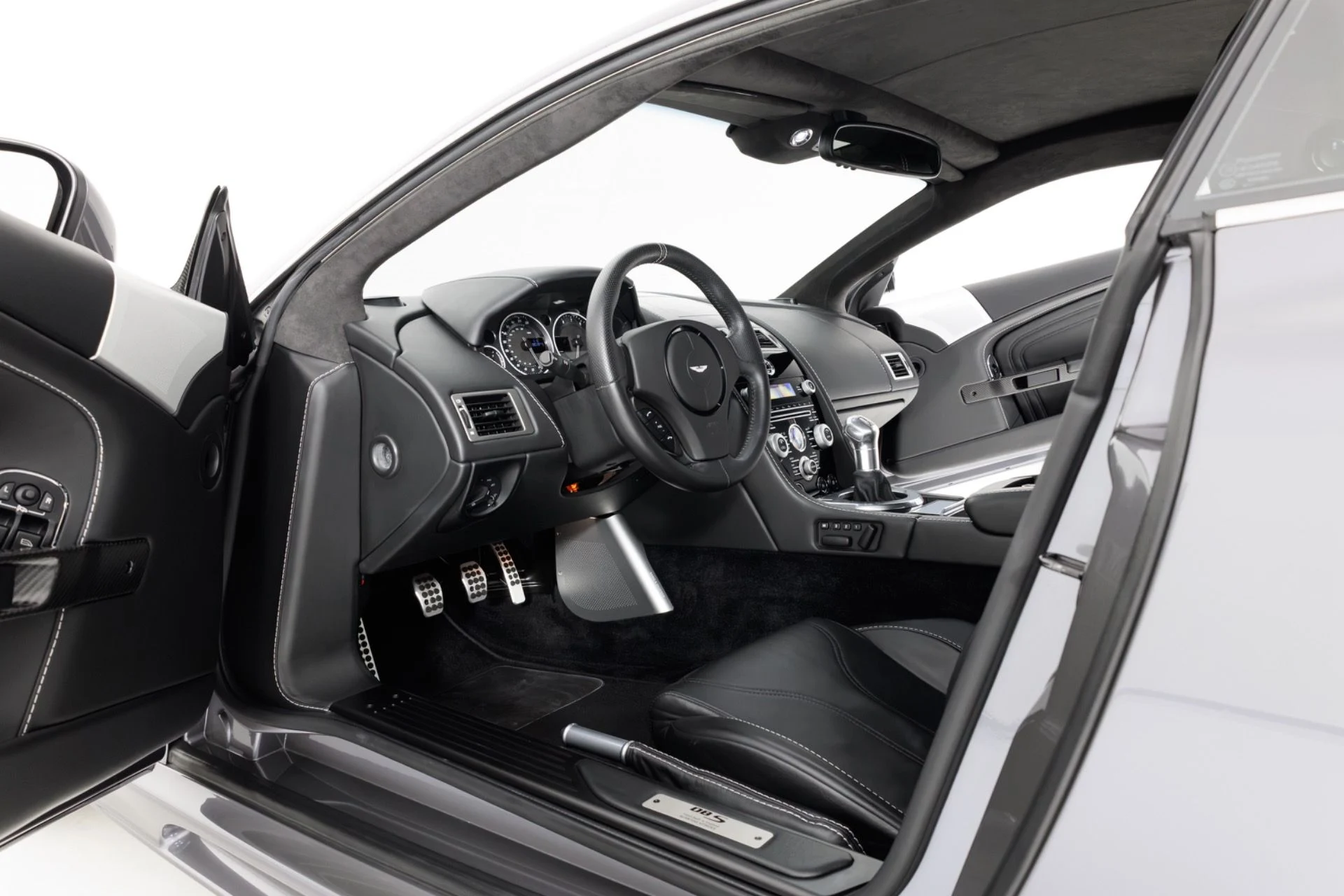 mph012_404353441_Used_2010_Aston_Martin_DBS_1792190092_addd6455a2