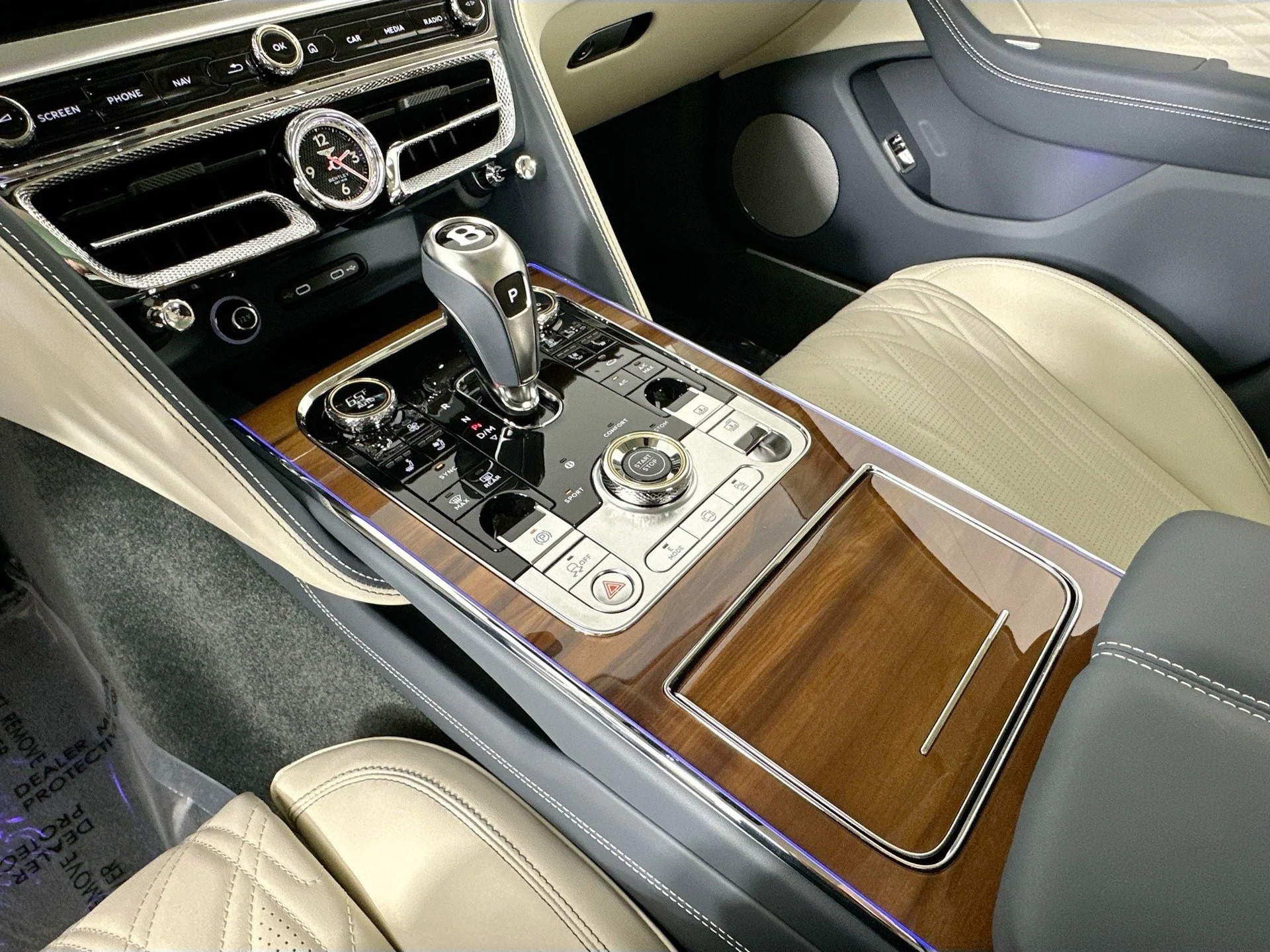 mph012_4053148196_13_a80965c30b