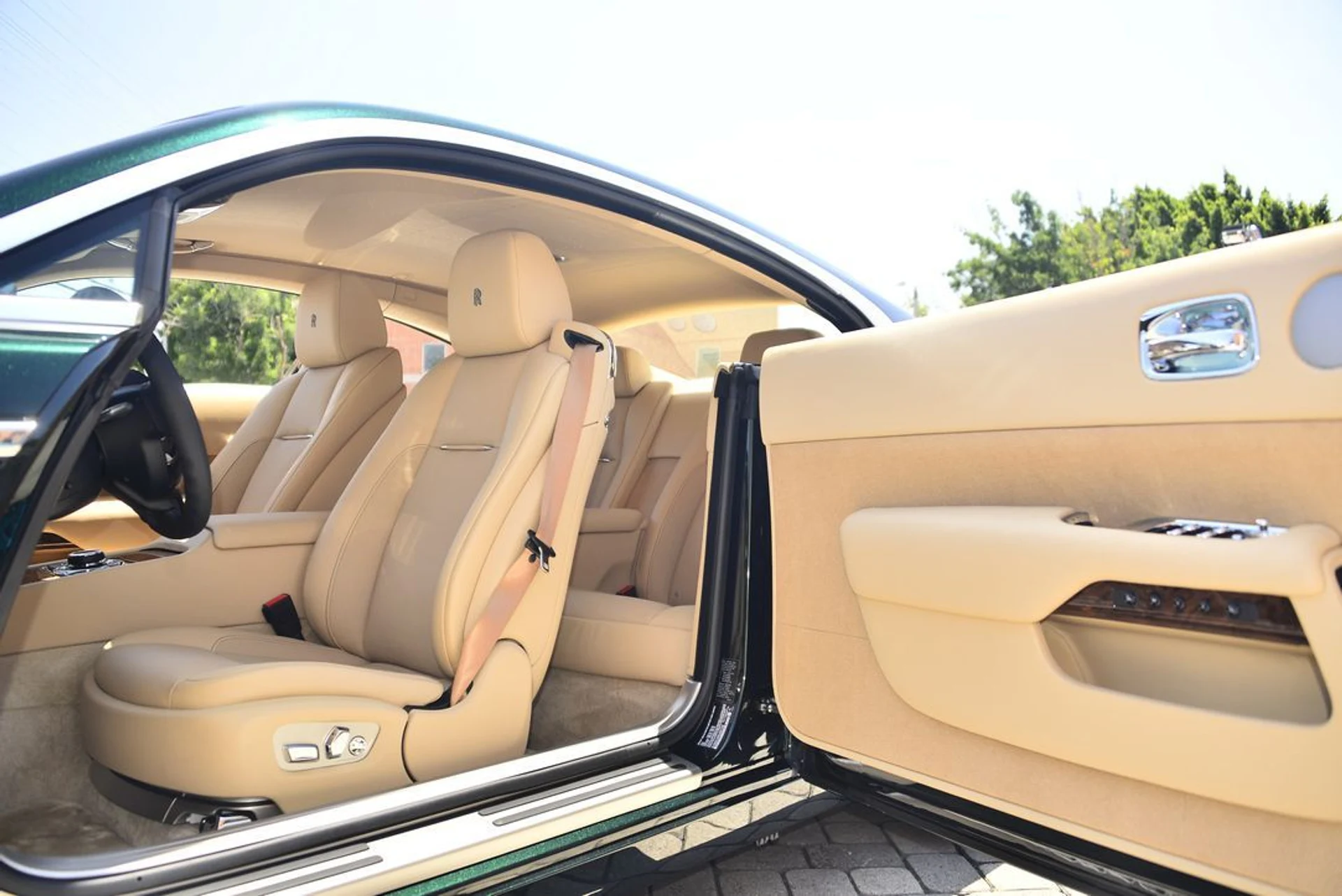 mph012_4067163055_fa93c147b153a779e09f9c5132b46420x_1625645943