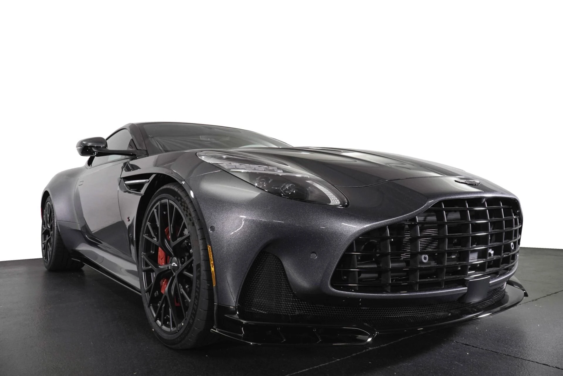 mph012_407161588_New_2026_Aston_Martin_DB_12_1789055104_14a299ed04