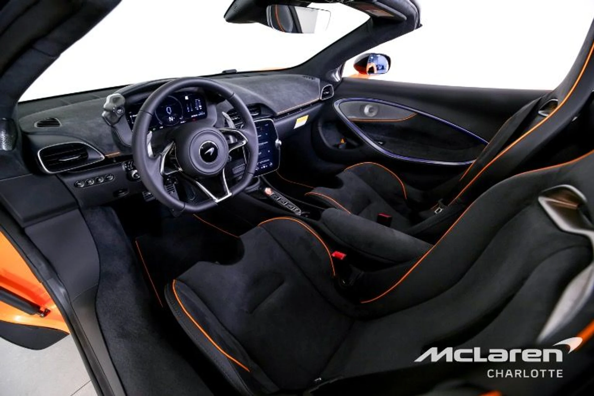 mph012_4072477181_Used_2025_MCLAREN_ARTURA_SPIDER_PERFORMANCE_061eaad6fb