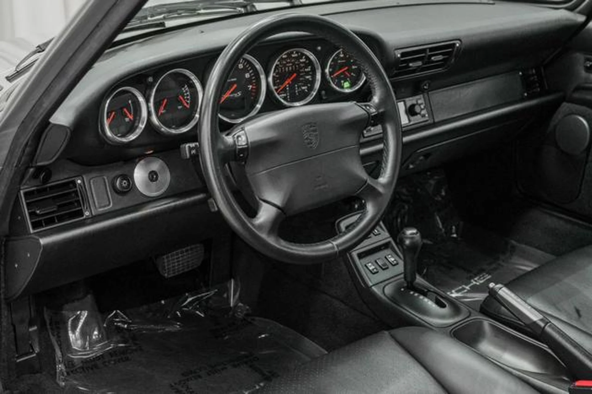 mph012_4076785121_w_U6_Vtp_LW_Psp8f06g7d_Cpoi_JF_6vk_f9f7efcce4