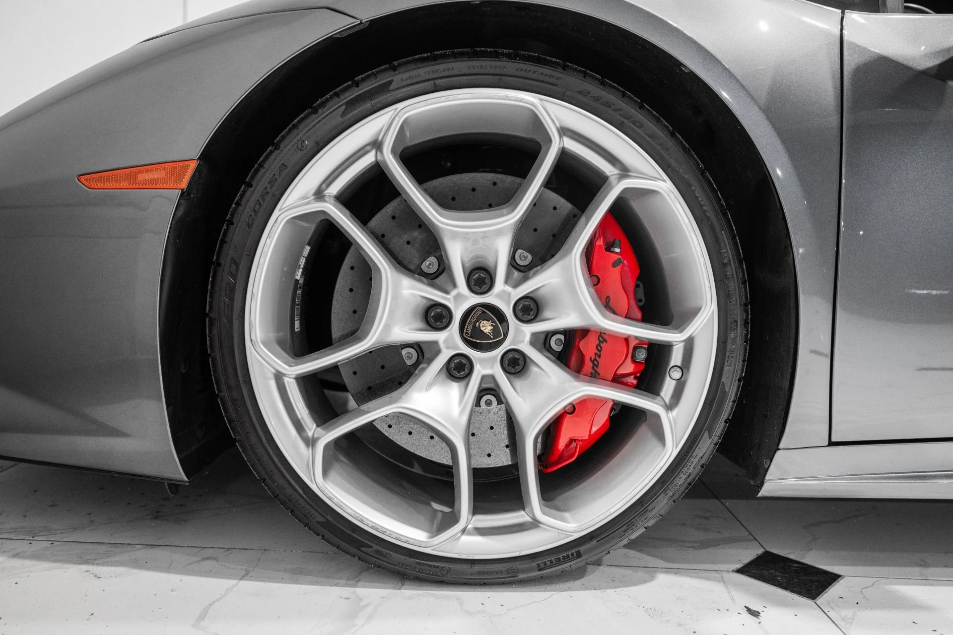 mph012_4078159215_Used_2016_Lamborghini_Huracan_LP_610_4_Spyder_1773071752_8283637ef6