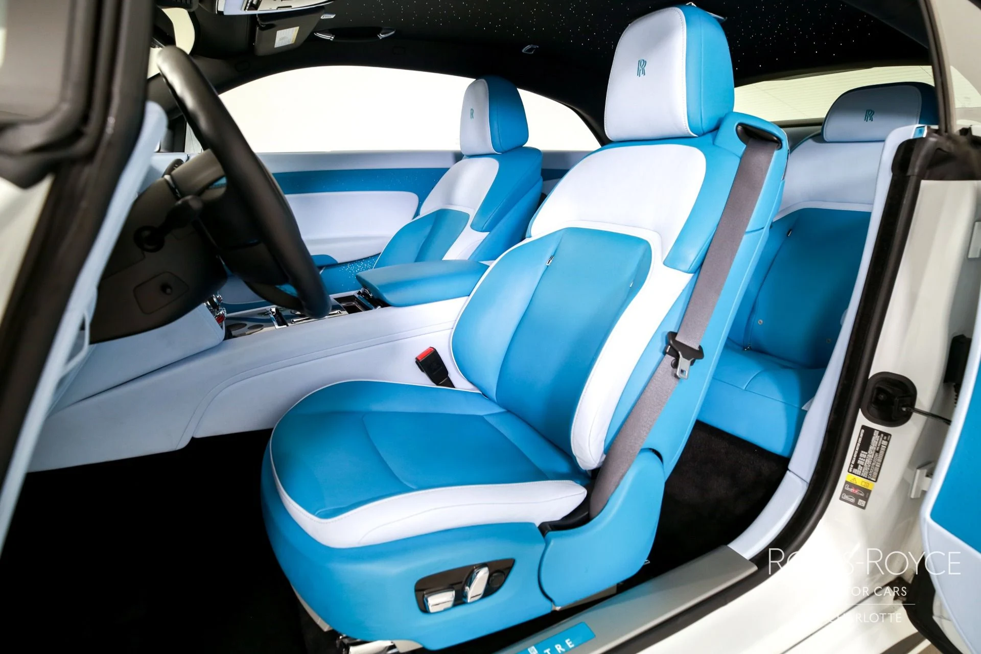 mph012_4086365511_Used_2024_Rolls_Royce_Spectre_1776091344_03647bc5b7