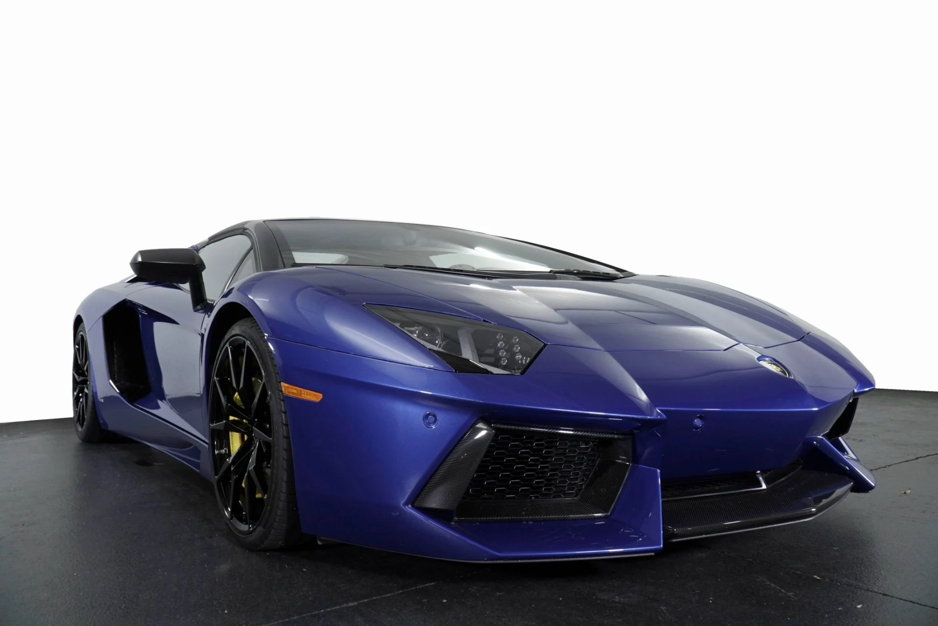 mph012_4092451160_Used_2016_Lamborghini_Aventador_LP_700_4_1767895159_438a4e8fbf