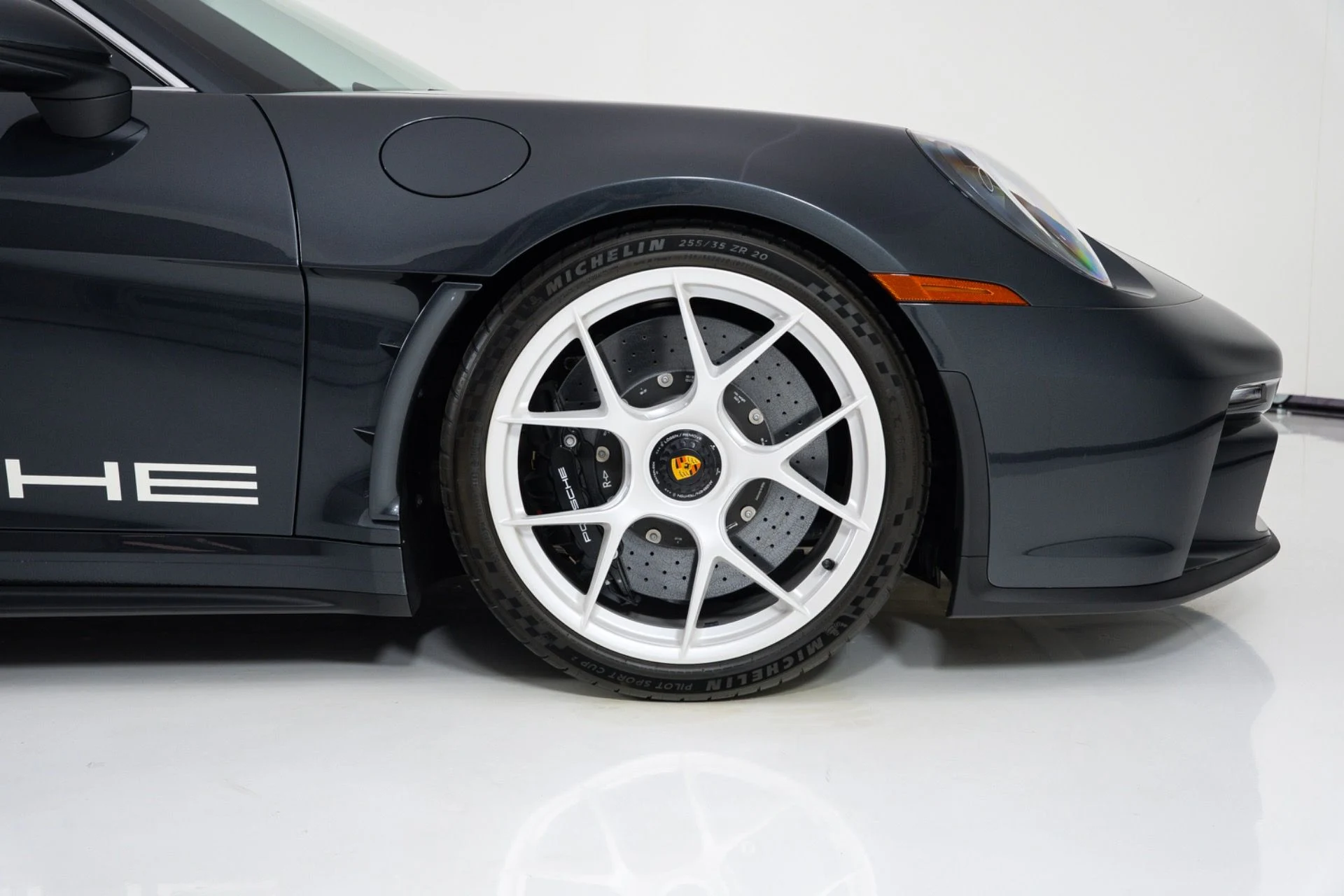 mph012_4094099999_Used_2024_Porsche_911_ST_1791913182_91c9c855e8