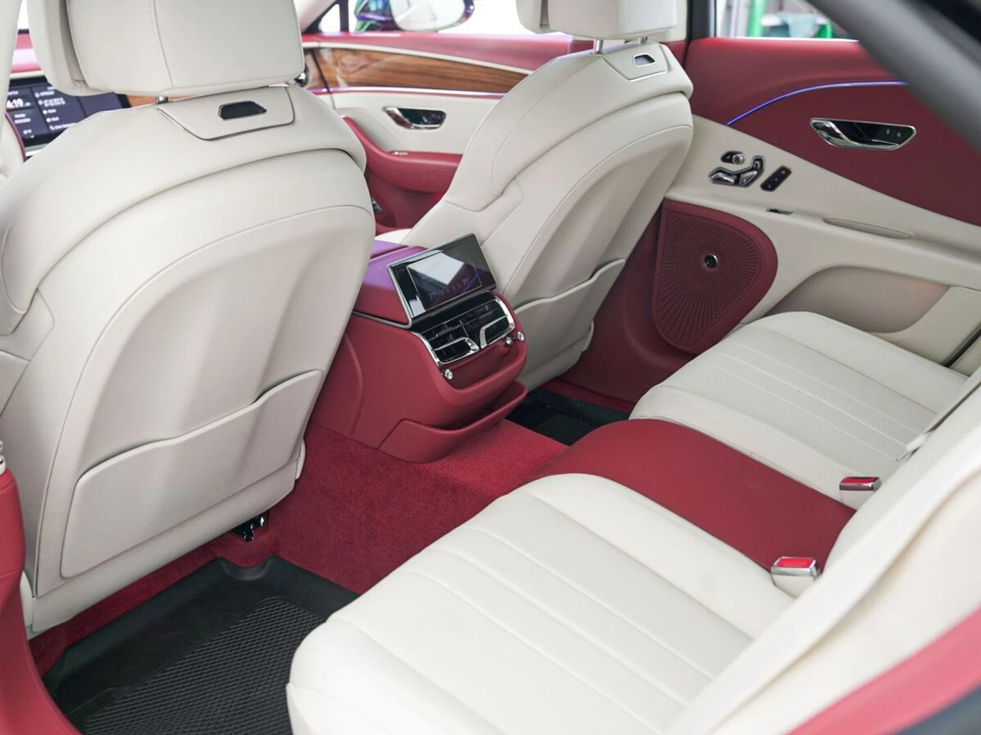 mph012_4095523029_0mr4f647ysnu5jwogh9xh31v2m3c_5f67bc1192