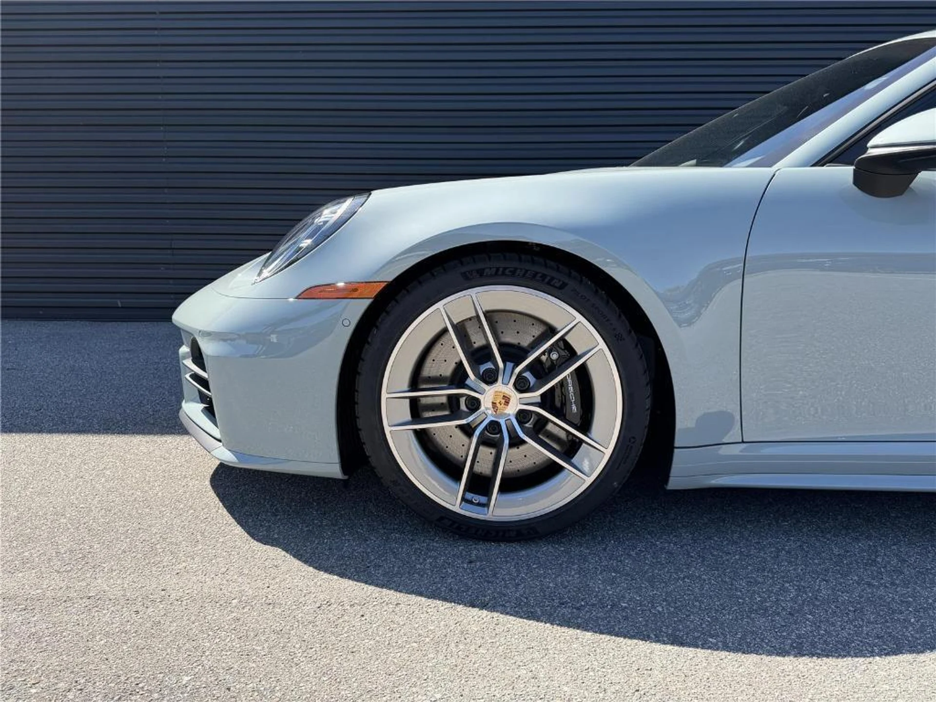 mph012_4097067906_g_U_Qa5q_Ofl_wg59_Rwg_ML_Zimkeu_E_579b5b2bcc