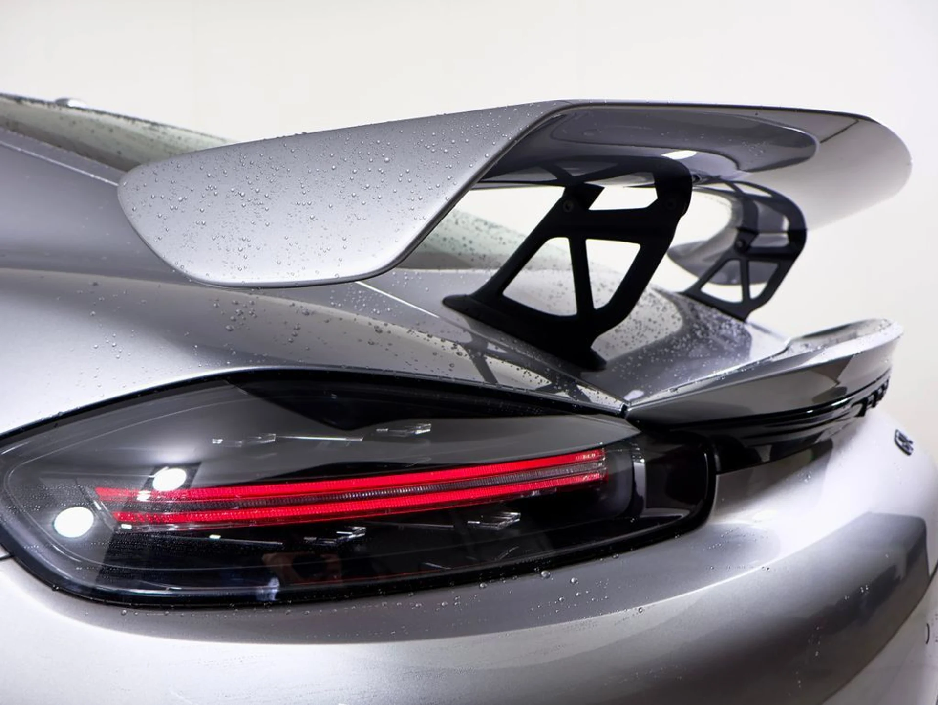 mph012_4097410002_91c60cadf5ed1b3e5748726db56bff34x_c22cd80146