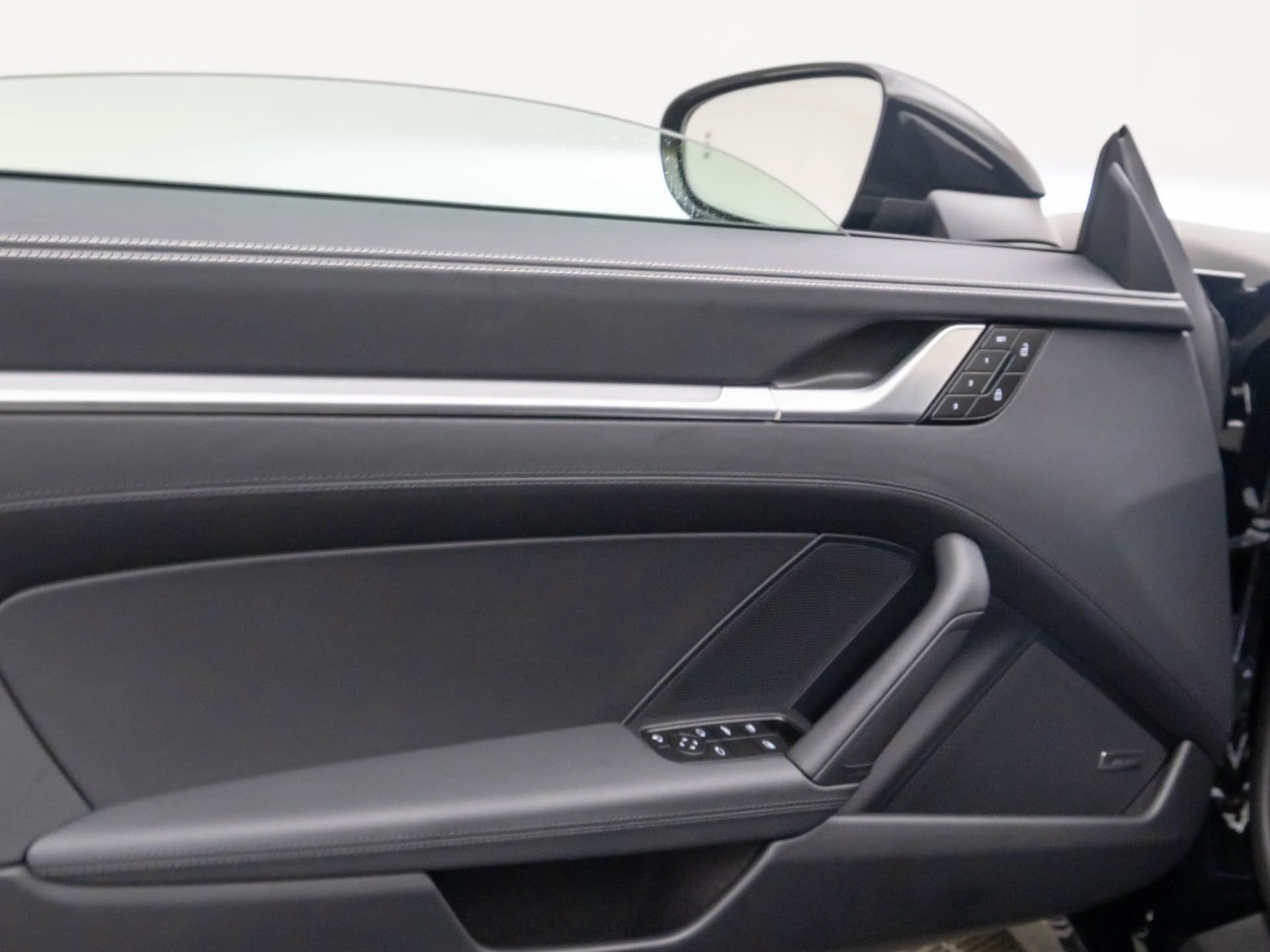 mph012_4102391782_eb7511cf121b0329f6c36406417fd8a2x_a86e51cdf1