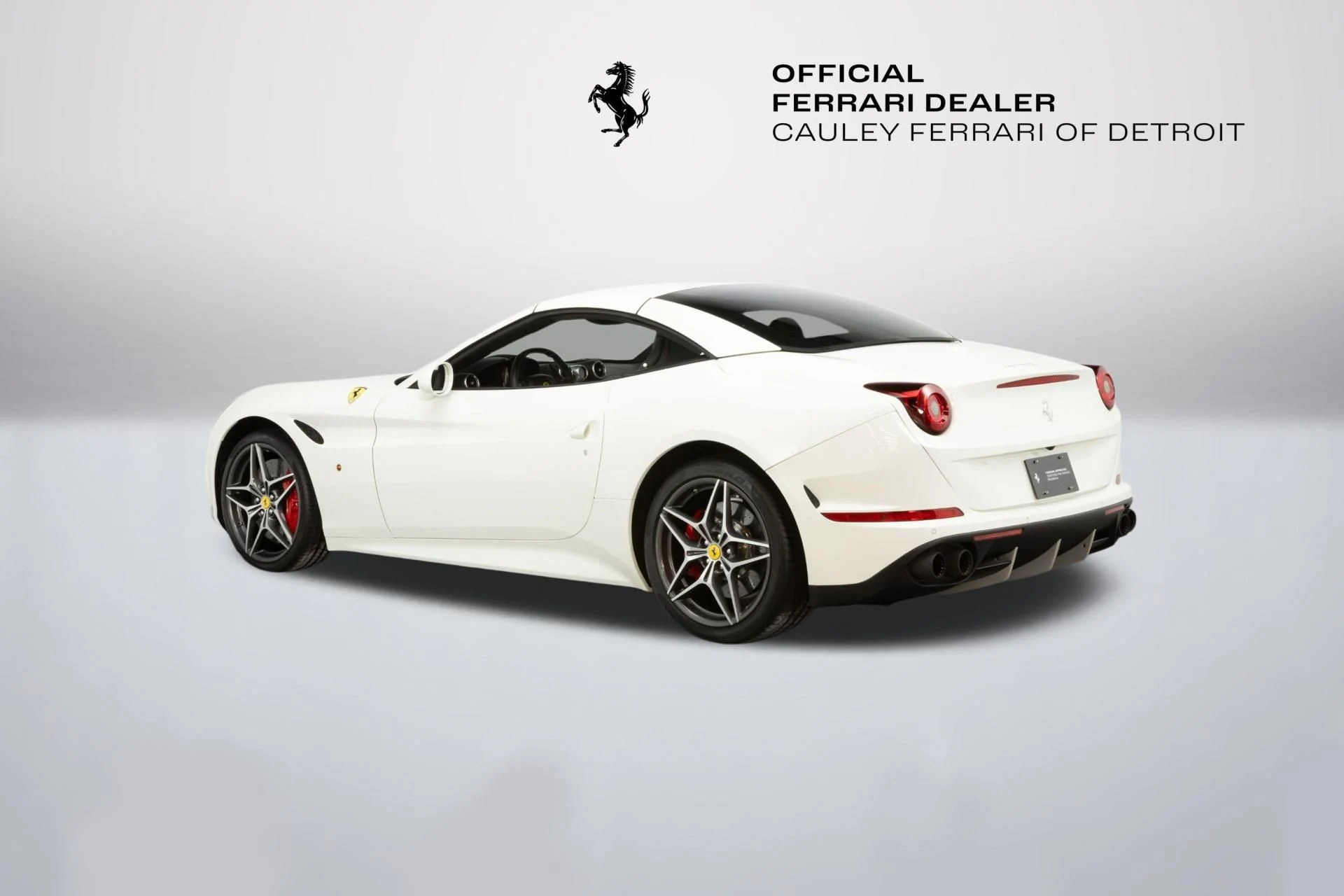 mph012_4111627463_Used_2016_Ferrari_California_T_1777368199_e6ddeec3b6