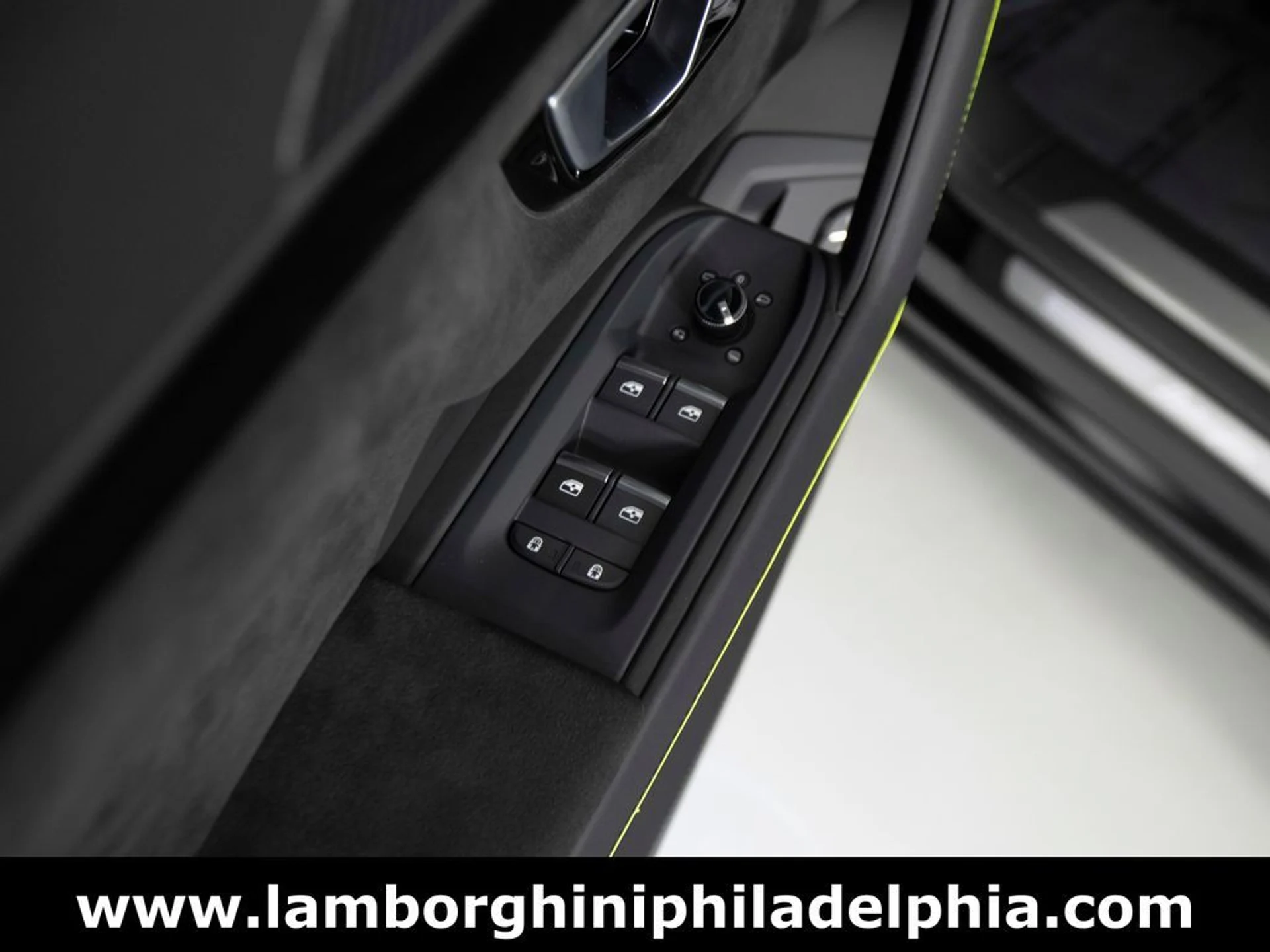 mph012_4112008506_a8dfe3fc6055abcfeb6ef0e1bbe01ec9x_117e5e5a23