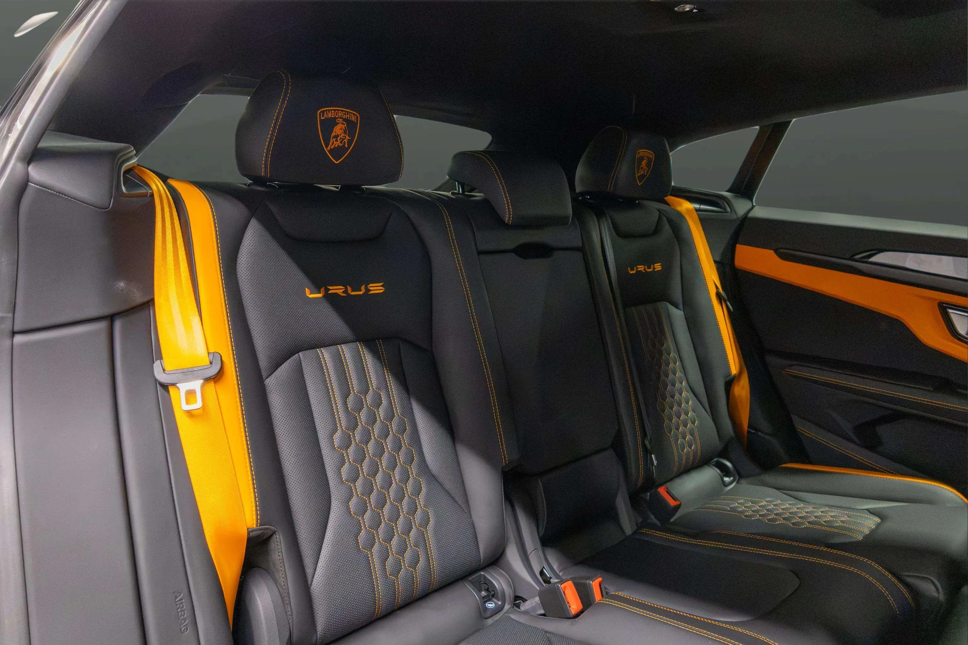 mph012_4120888180_f84941a4_9bad_4877_a0c3_a1b397f3a45c_202420_Lamborghini20_Urus20_S2028_ZPBCB_3_ZLXRLA_3431329_13_6482e6dca0
