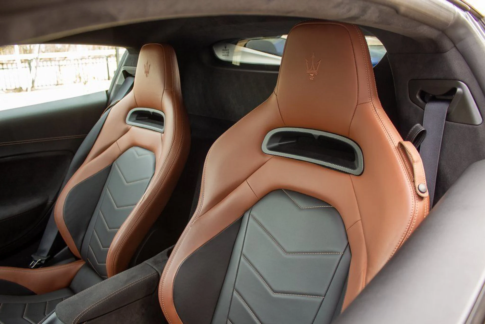 mph012_412164291_c67f3c64be894e5b49fb85c65fff87bc_23b55a284a