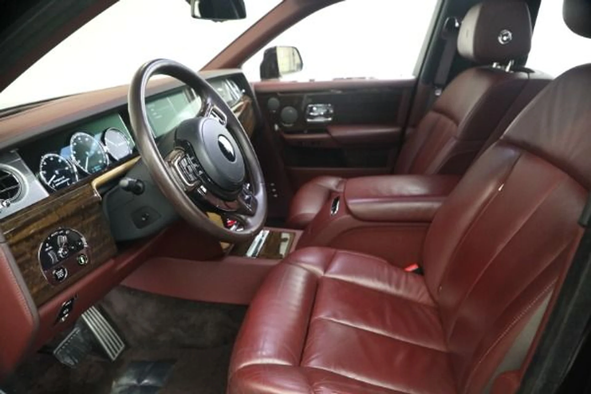 mph012_4122749078_Used_2018_Rolls_Royce_Phantom_EWB_a7cd7dafdc