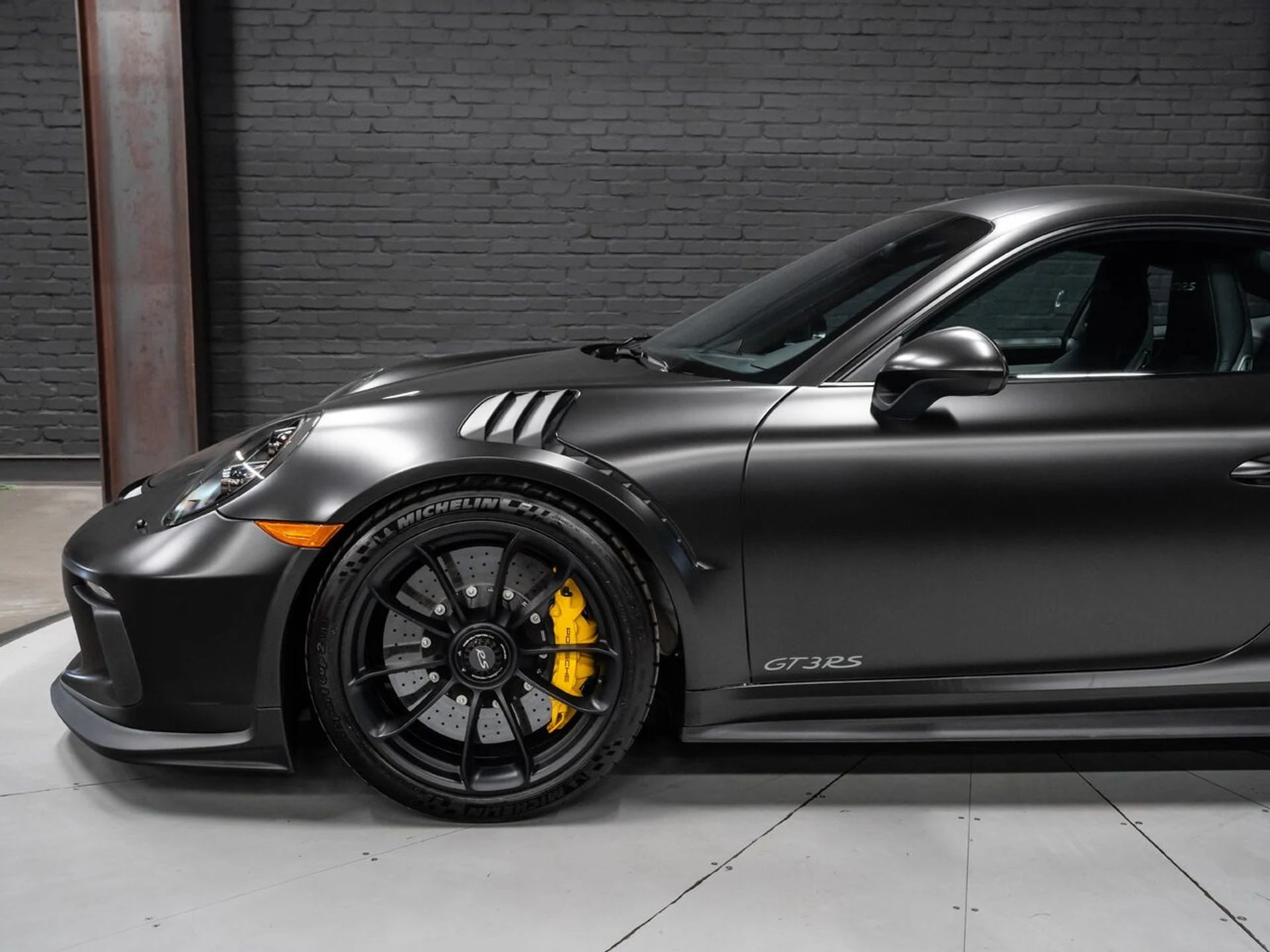 mph012_4126987658_porsche_911_2019_10f8a0edff