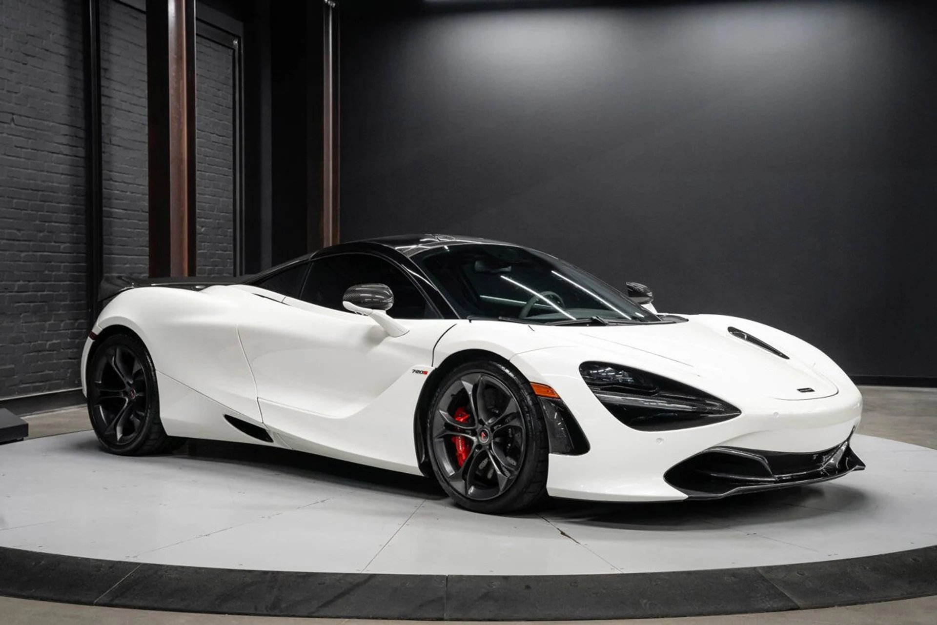mph012_4136453400_mclaren_720s_2018_ffe1d2095f