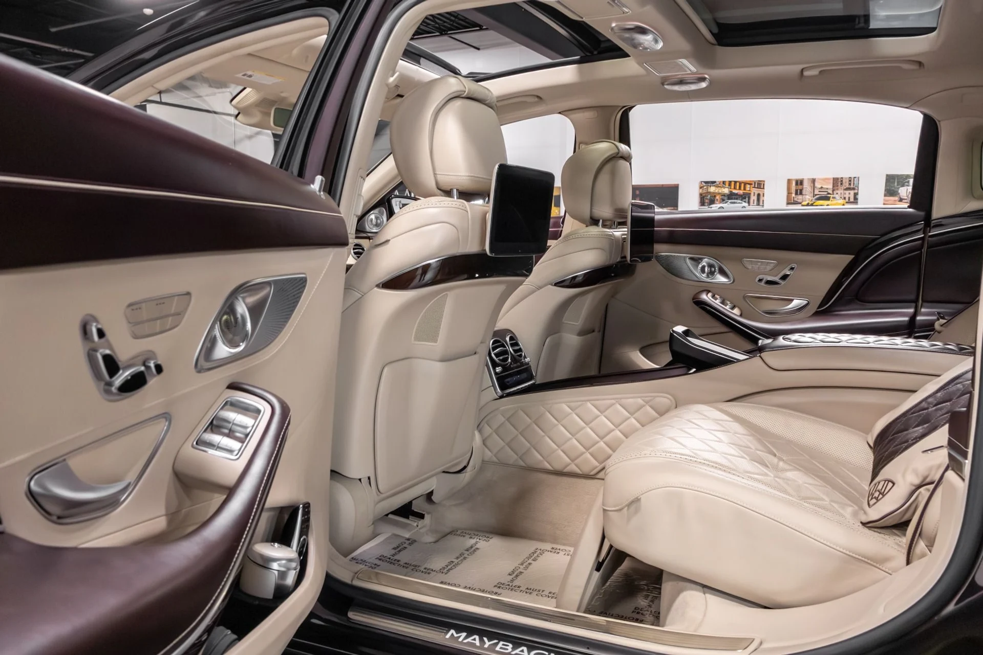 mph012_4138479979_Used_2020_Mercedes_Benz_S_Class_Maybach_S_560_4_MATIC_1762813643_f8f70cb746