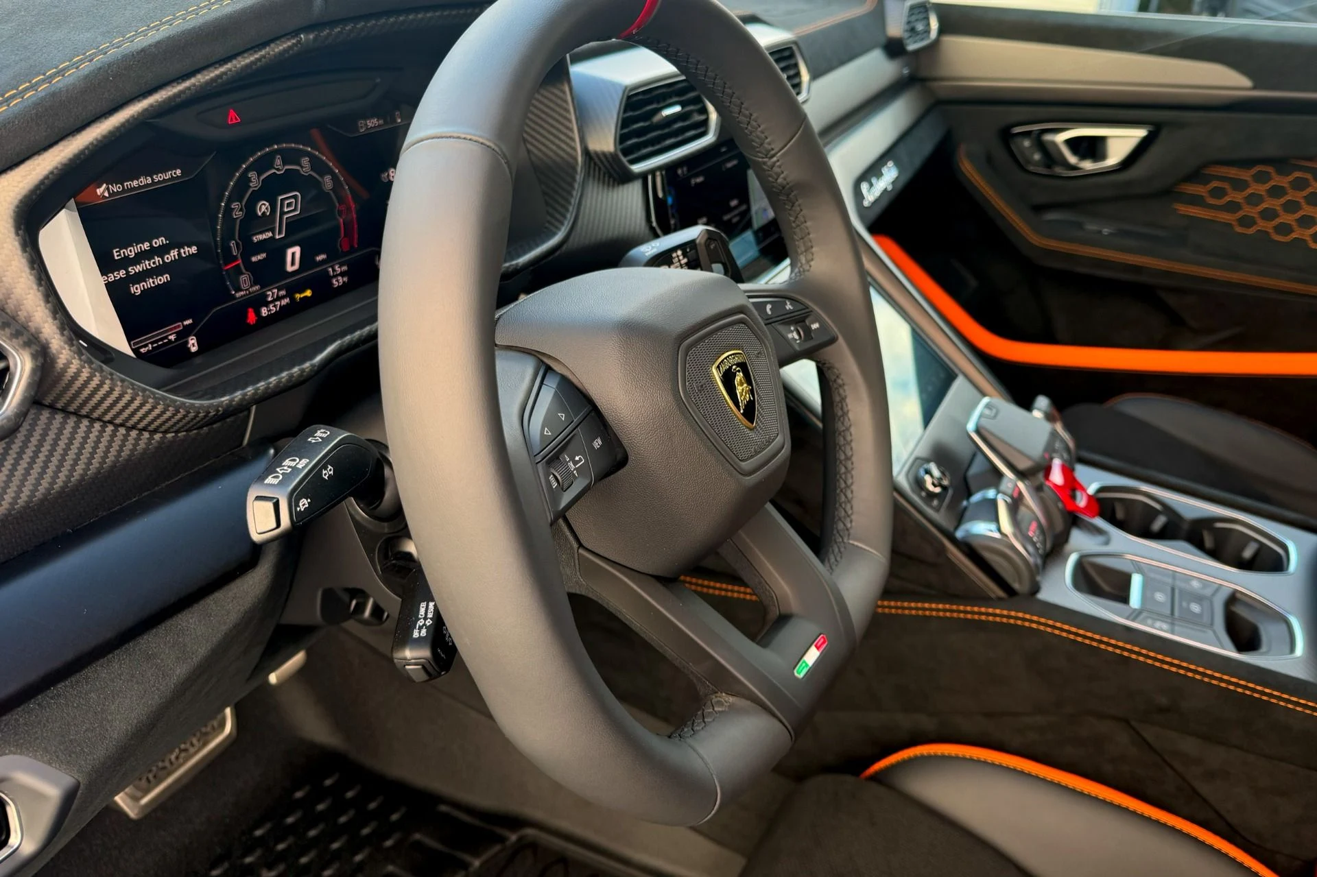 mph012_414090159_Used_2024_Lamborghini_Urus_Performante_1741002929_544ef34442