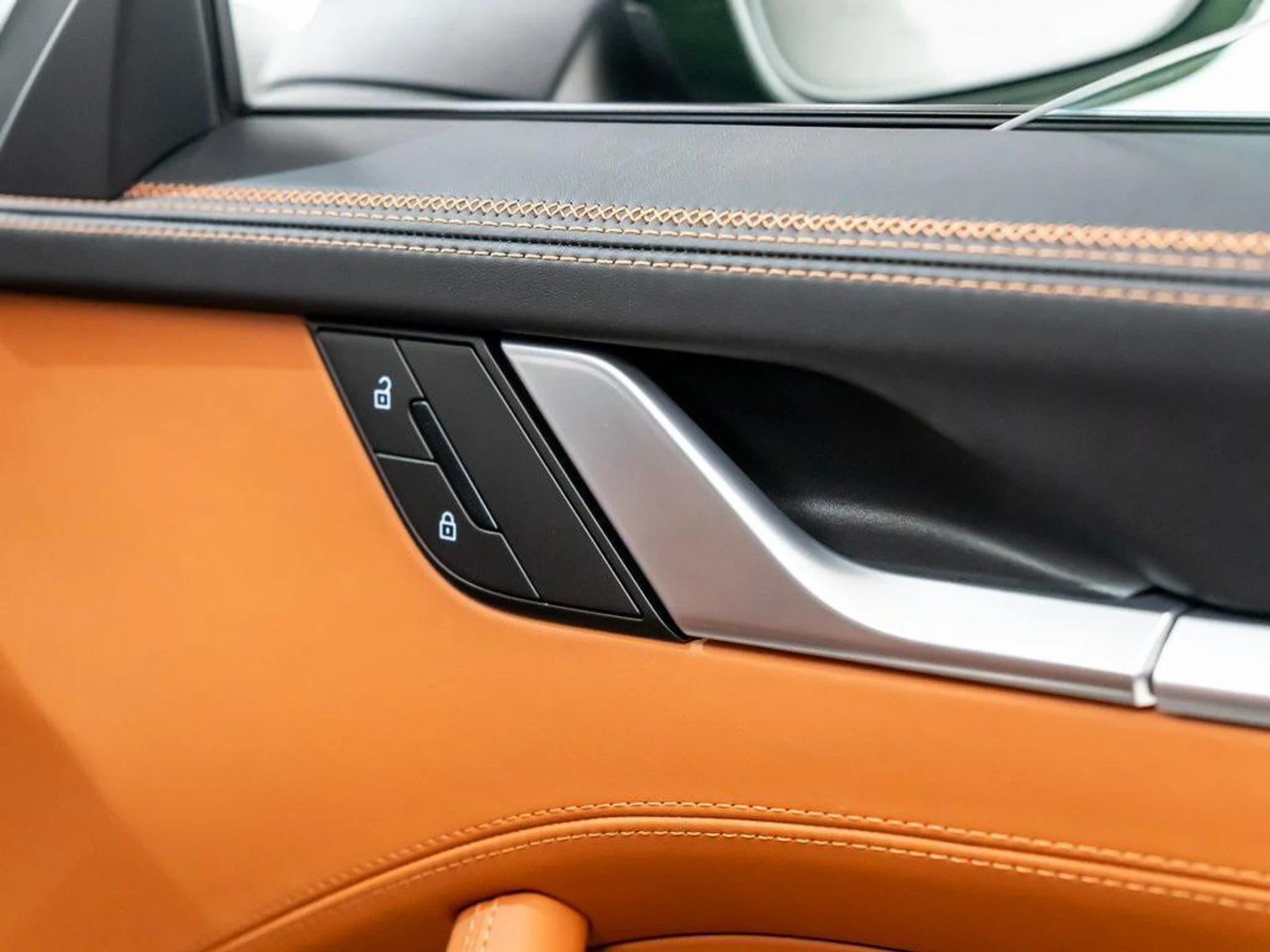 mph012_4160272064_4wc_Vyss1ipt_G_Cq4w9_W9_TMJI_Nk_Z0_8475413350