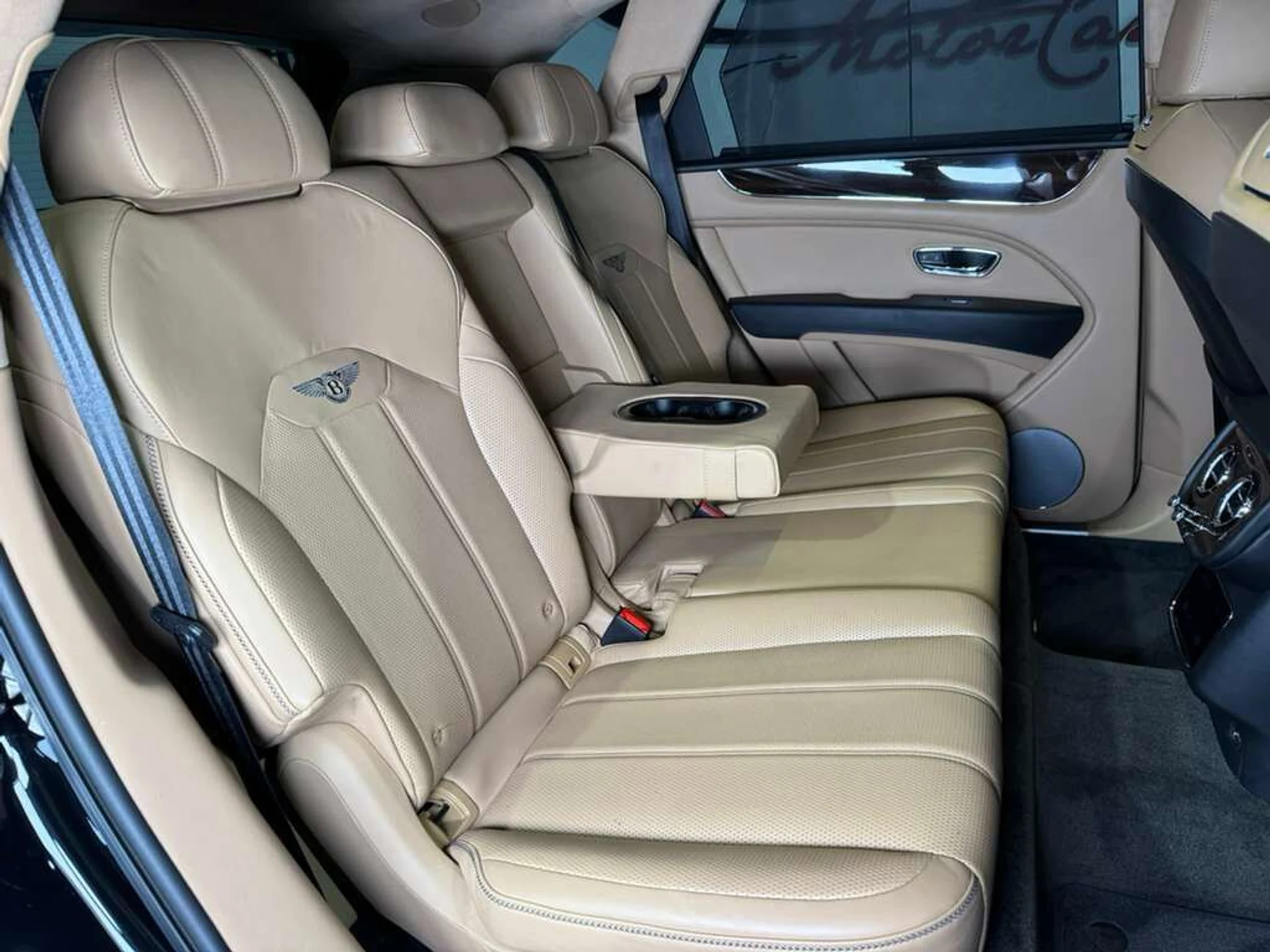 mph012_4163278220_21bb07d617a9e7042be689e1676e1c57_82643a02fb