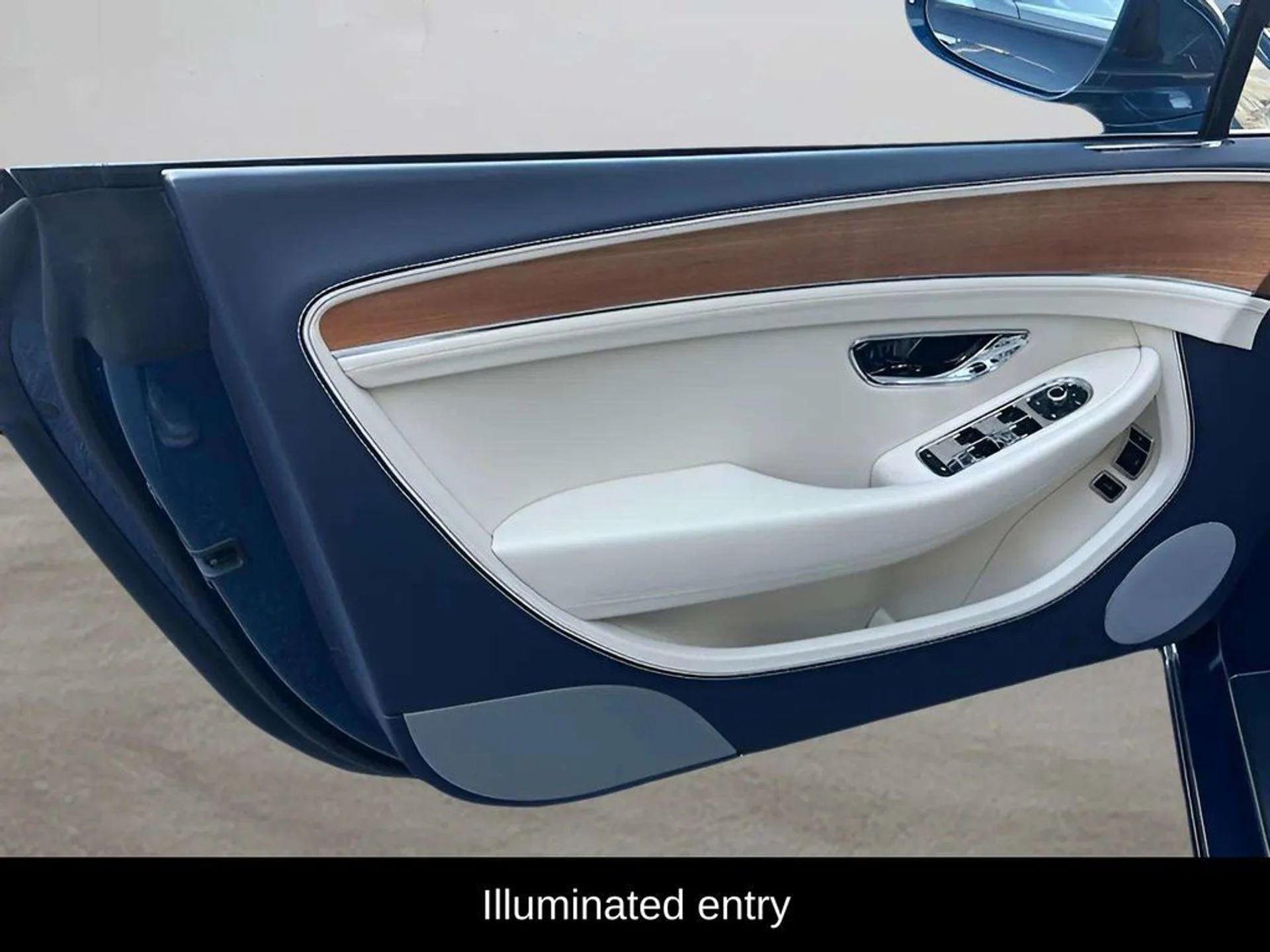 mph012_4170281649_97d99ae41f1881f105e2e1304f849032x_fdf502f0ac