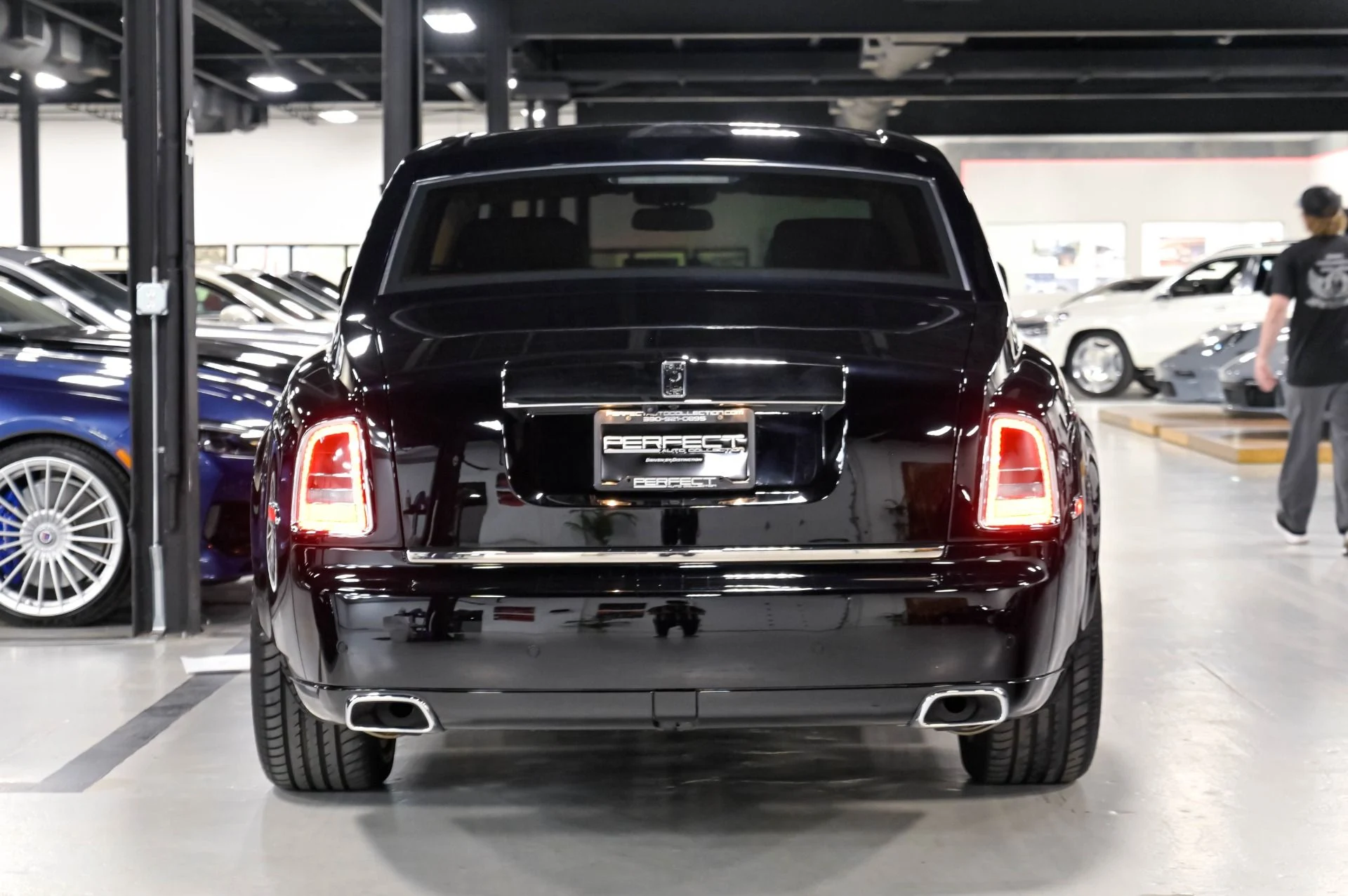 mph012_4175494993_Used_2013_Rolls_Royce_Phantom_Base_1780949788_e504e03d38