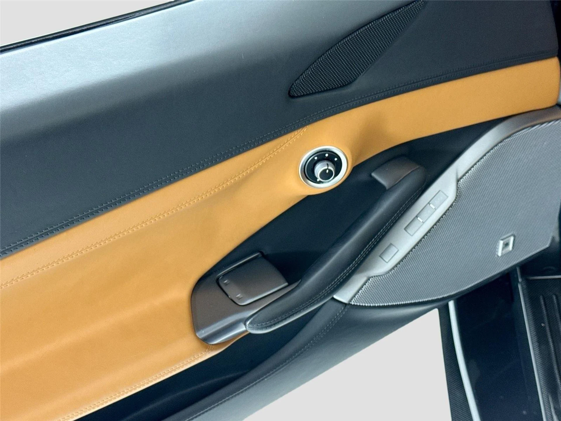 mph012_4180729897_94dc39ace21043533902bb70e03162e6_35dc73c080