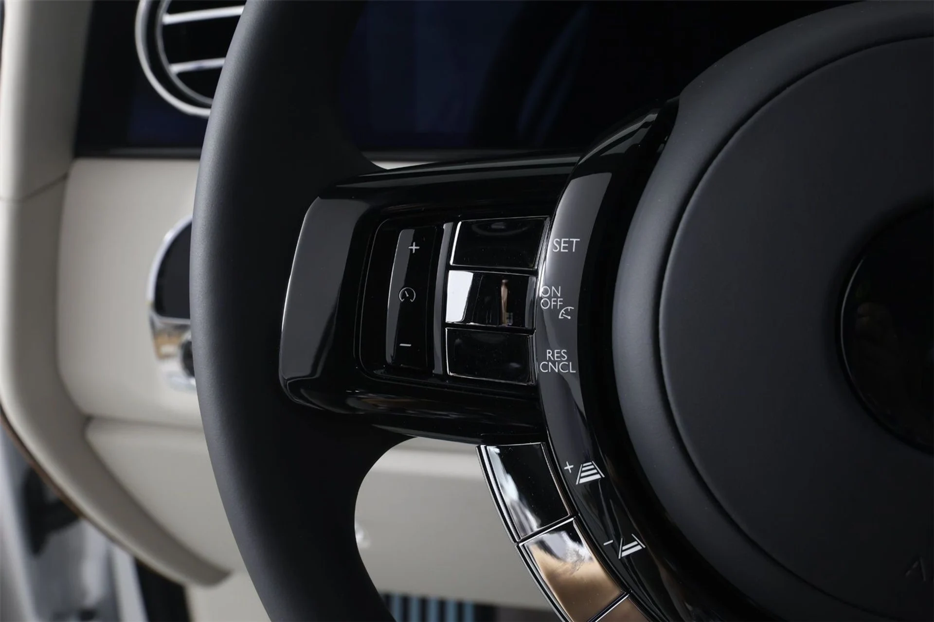 mph012_4182520402_5f00f152c0fd3dca78df3c8d093c46cd_20cf58587e