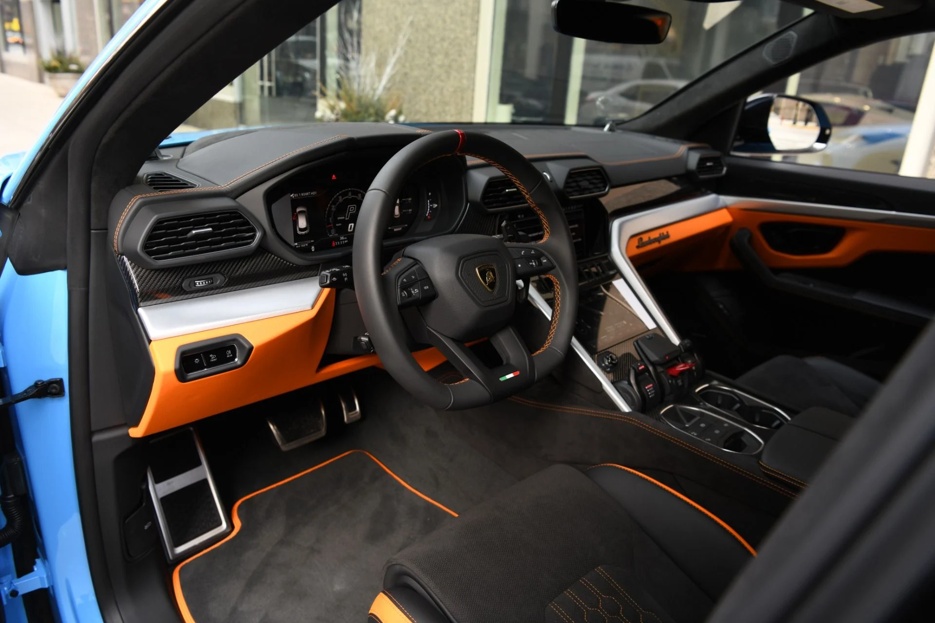 mph012_4183354546_Used_2024_Lamborghini_Urus_S_1739051082_68156c786f