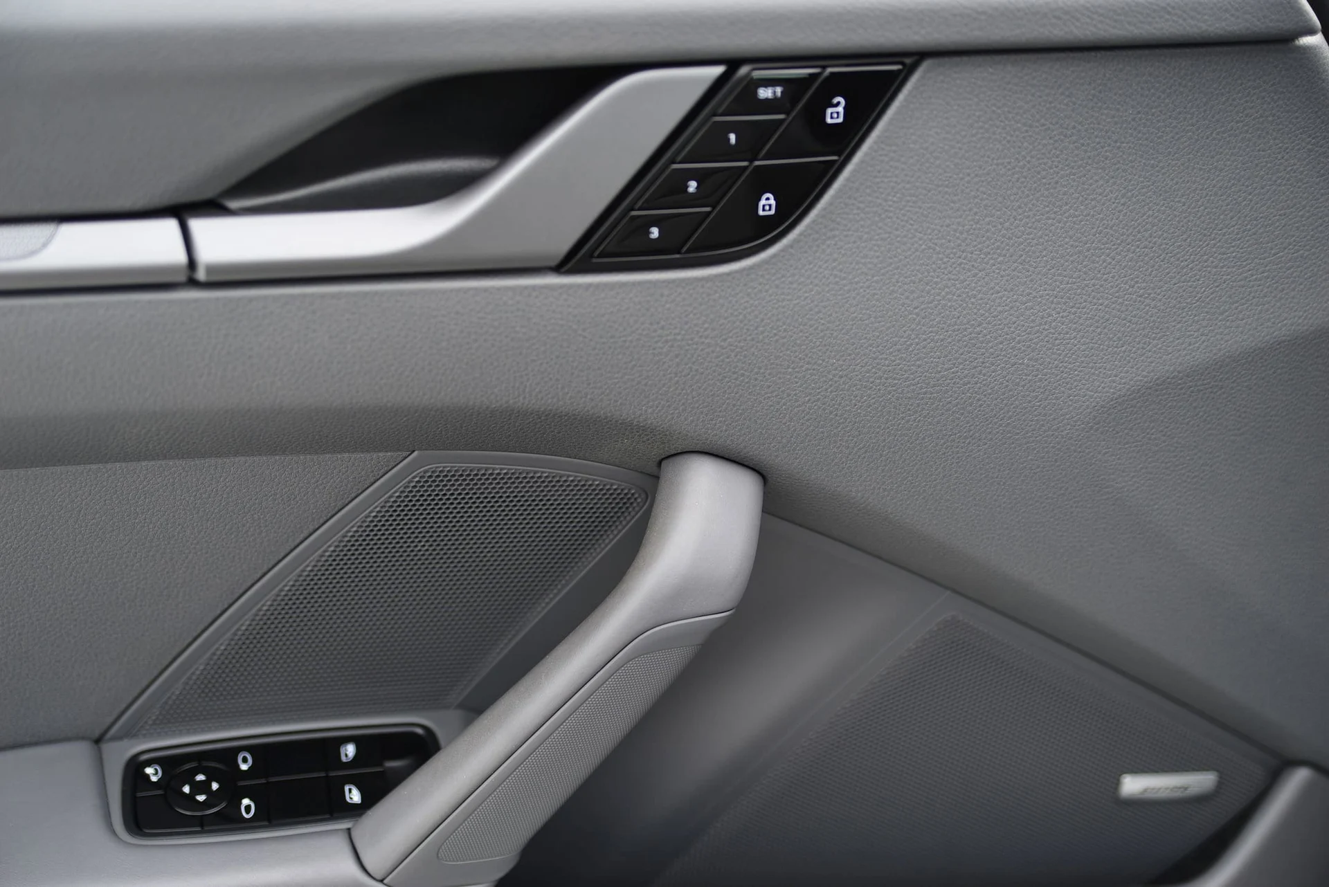 mph012_4193094096_ebd9339e0ce91e85df4fa1d6ef94b5f0x_bc841f97e5