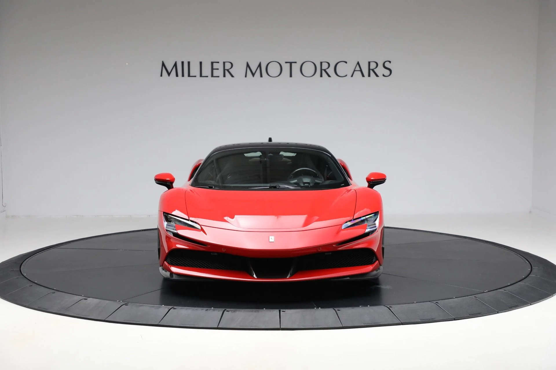 mph012_4206053890_Used_2021_Ferrari_SF_90_Stradale_60e1f82366