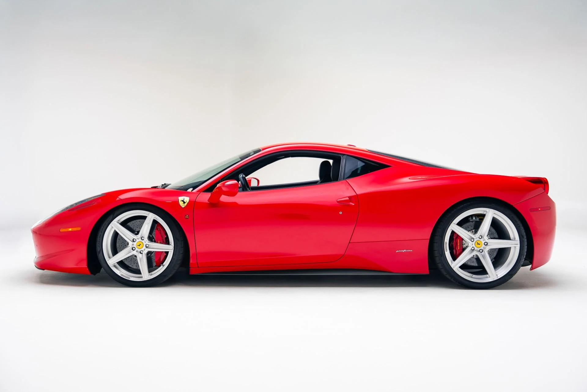 mph012_4206810556_Used_2010_Ferrari_458_Italia_1766090599_4907300596